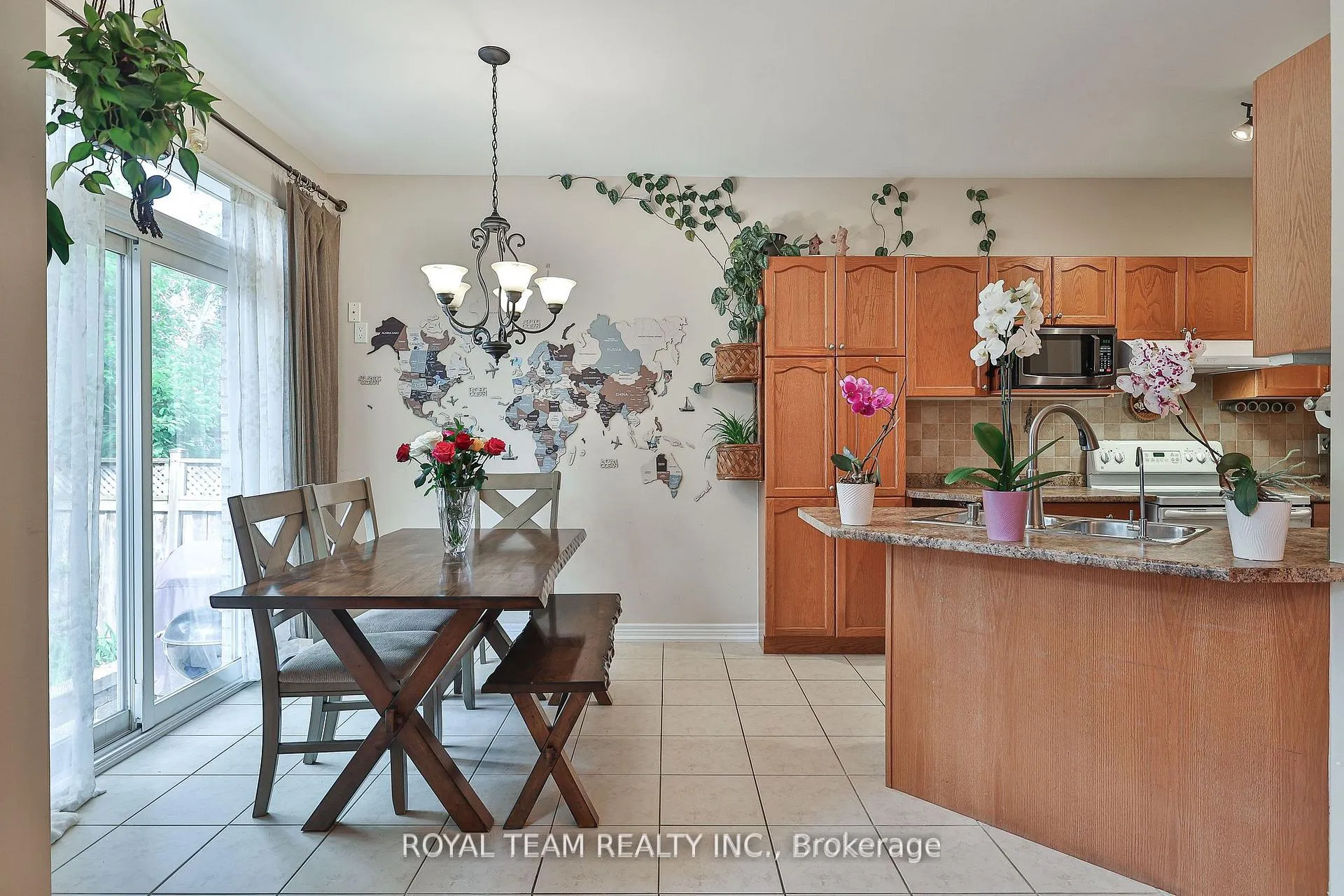 Photo 9 of 76 Degas Drive, Vaughan, Patterson — HOMEH