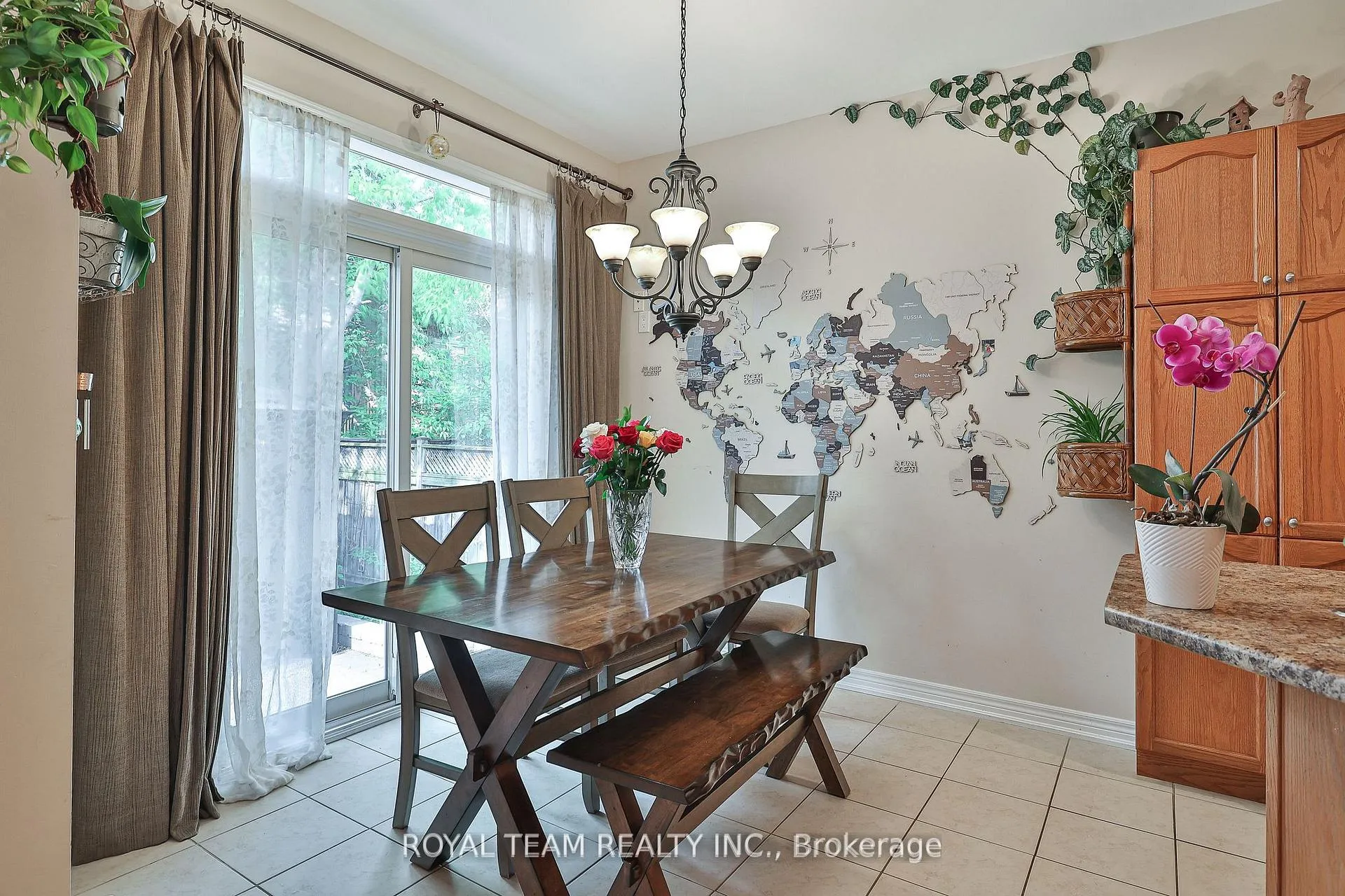 Photo 10 of 76 Degas Drive, Vaughan, Patterson — HOMEH