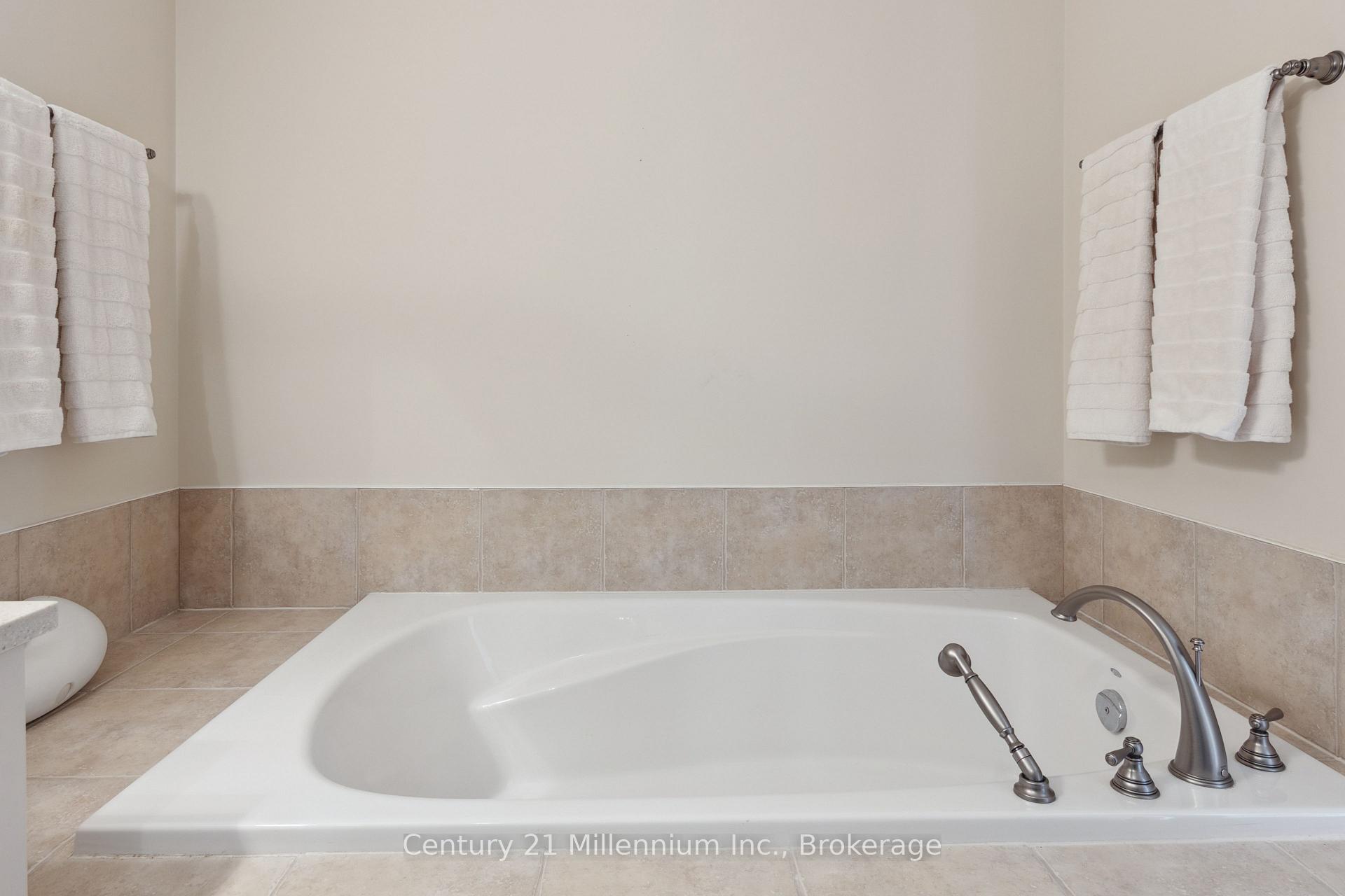 Photo 40 of 102 Comet Lane, Blue Mountains — HOMEH