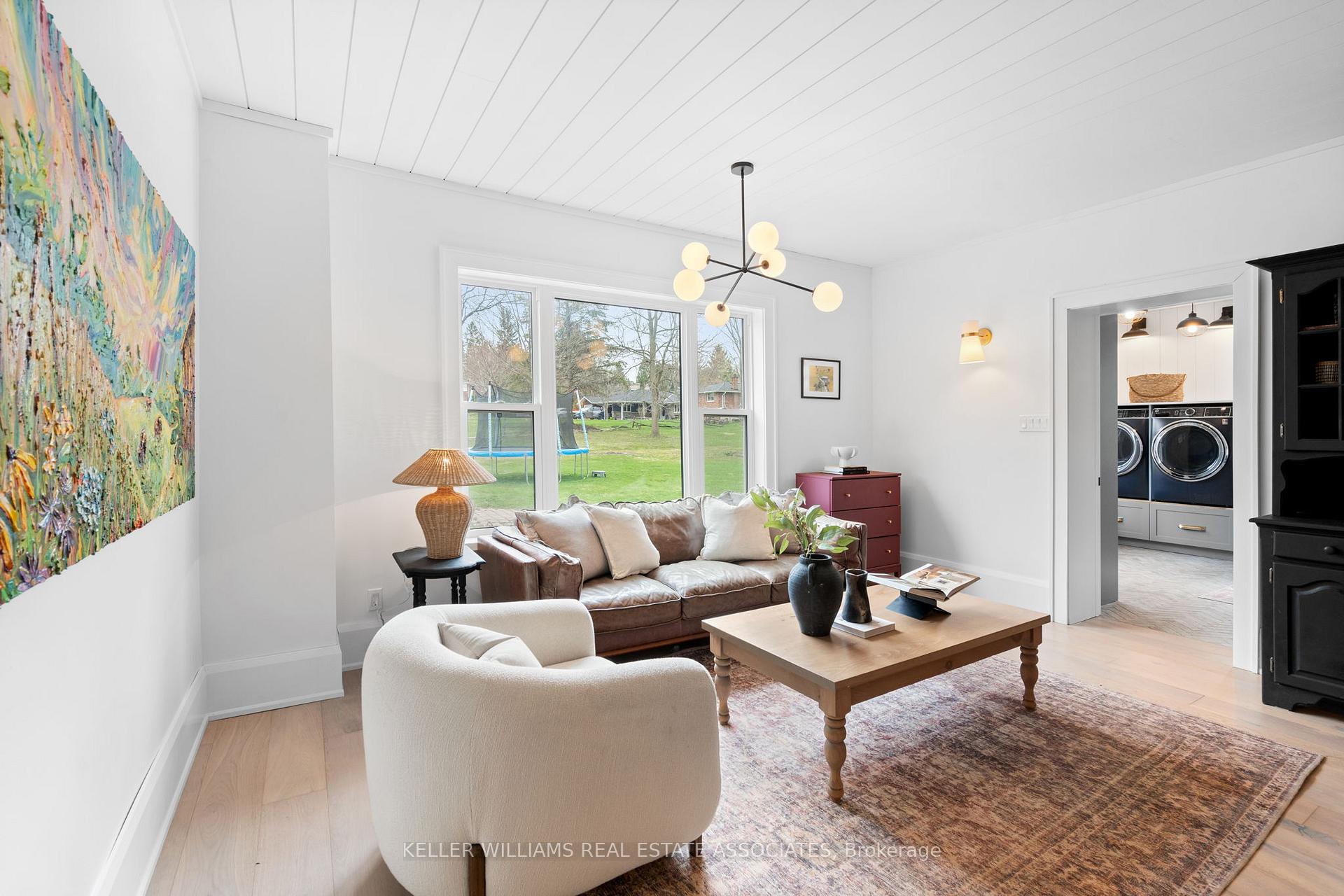 Photo 9 of 6 Scott Court, Uxbridge, Rural Uxbridge — HOMEH