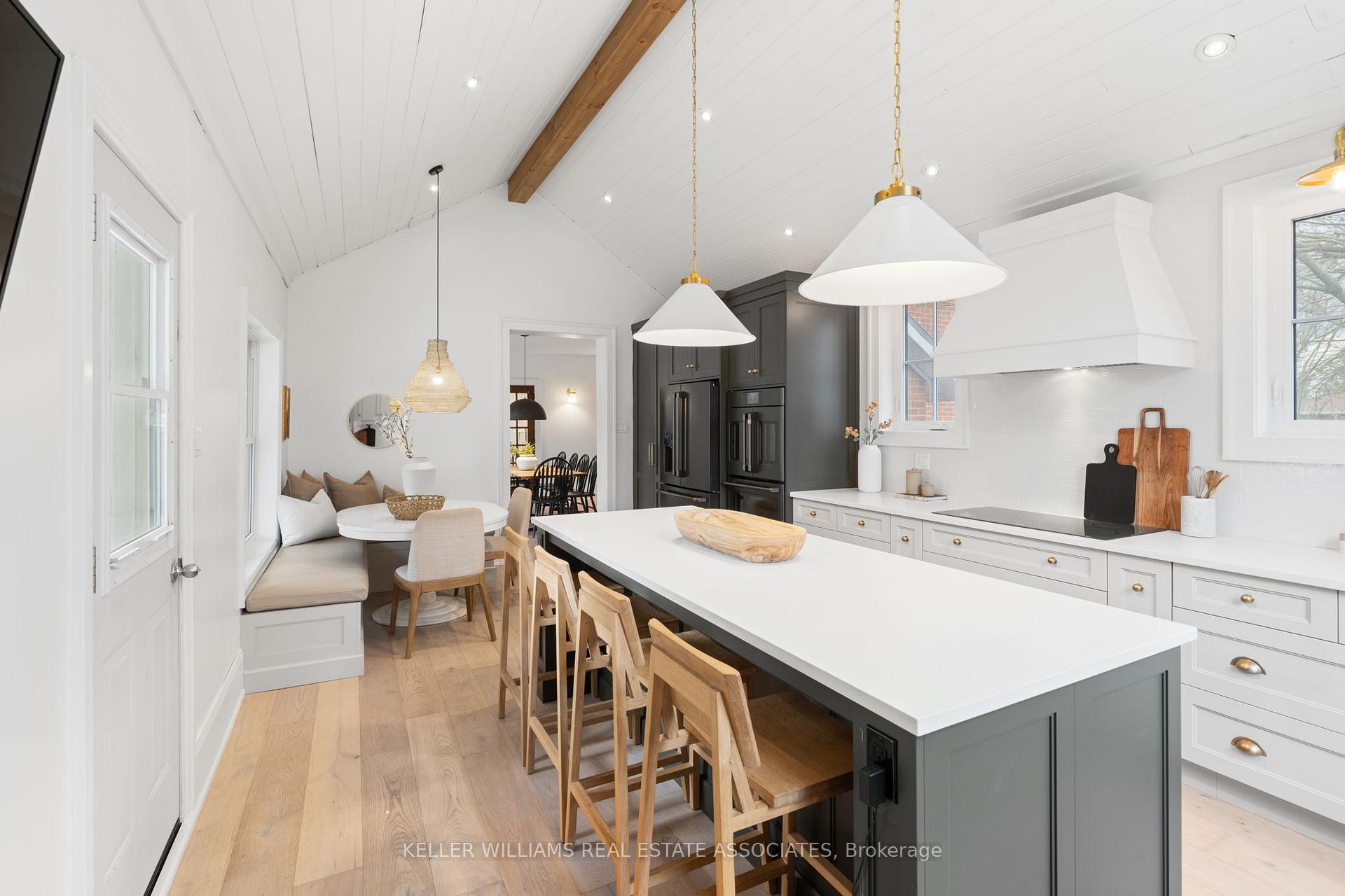 Photo 14 of 6 Scott Court, Uxbridge, Rural Uxbridge — HOMEH