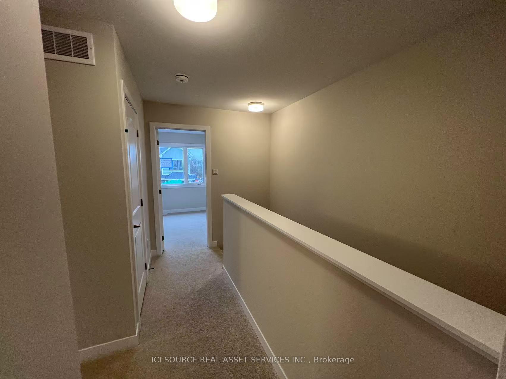 Photo 18 of 376 Les Emmerson Drive, Ottawa, Barrhaven - Heritage Park — HOMEH