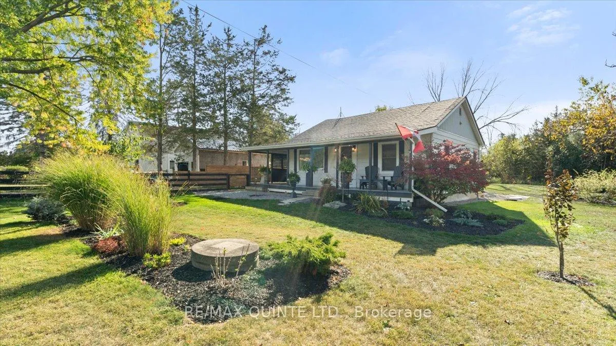 Photo 4 of 107 Ashley Street, Belleville, Thurlow Ward — HOMEH