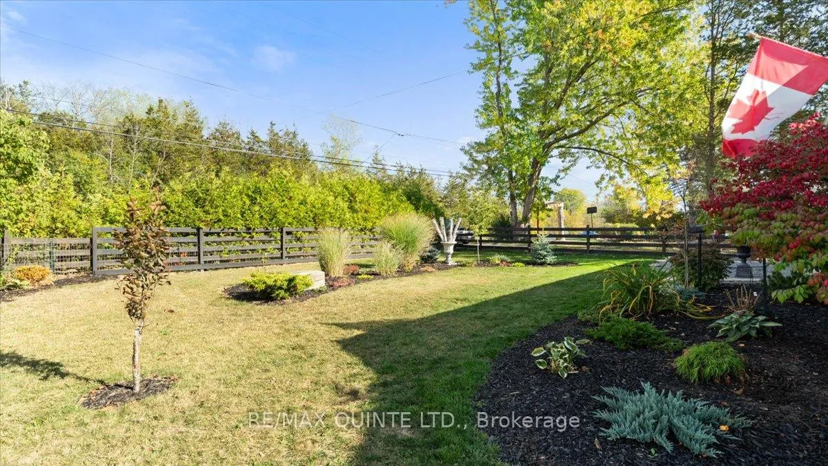 Photo 8 of 107 Ashley Street, Belleville, Thurlow Ward — HOMEH