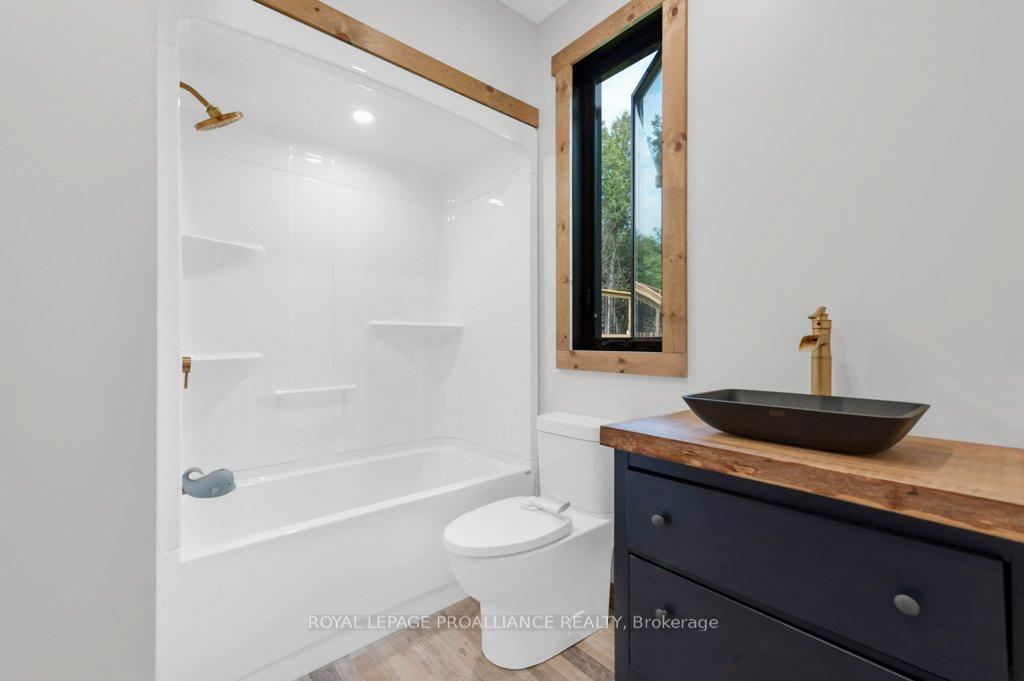 Photo 19 of 990 French Settlement Road, Tweed, Hungerford (Twp) — HOMEH