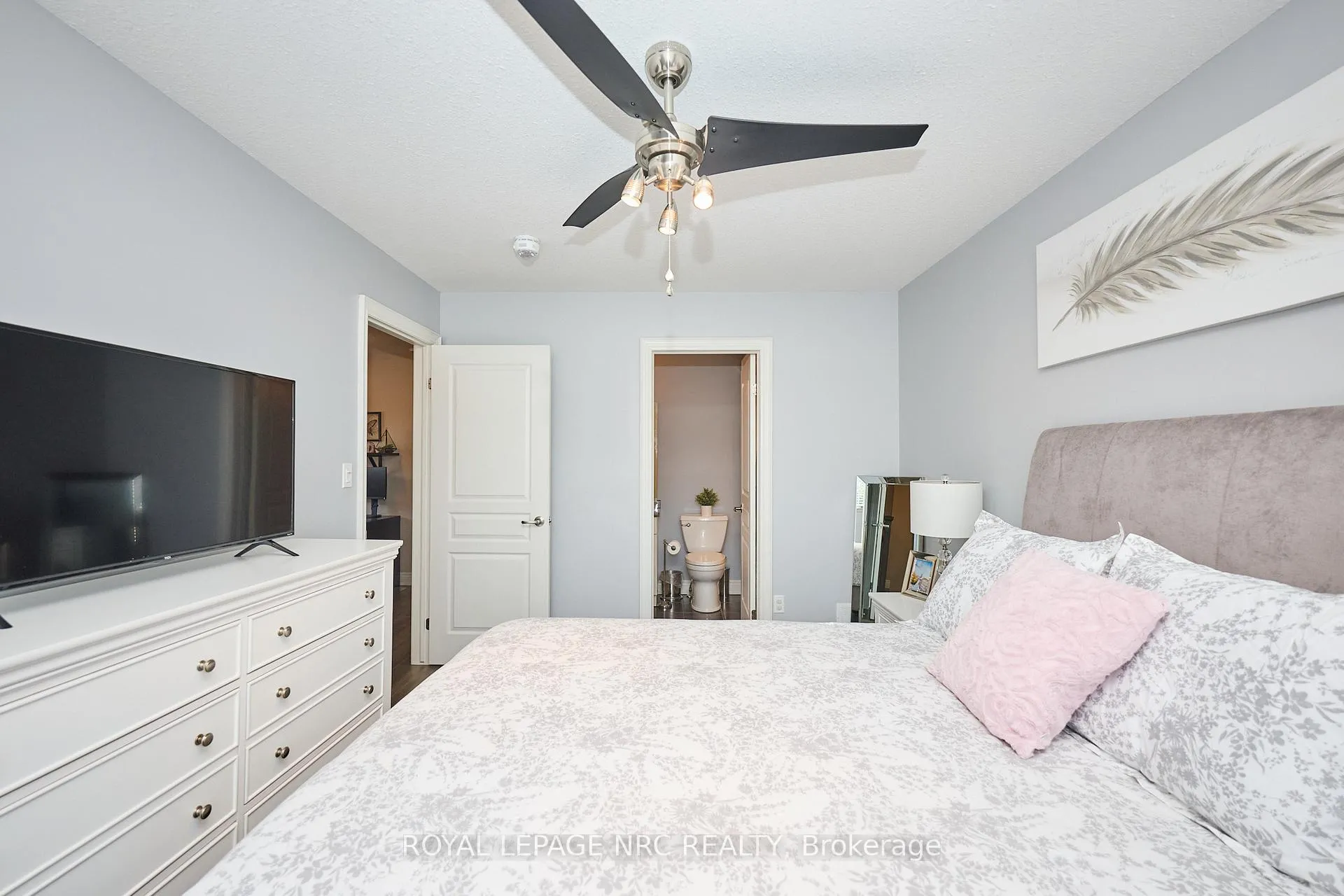 Photo 26 of 118 Roselawn Crescent, Welland, Coyle Creek — HOMEH