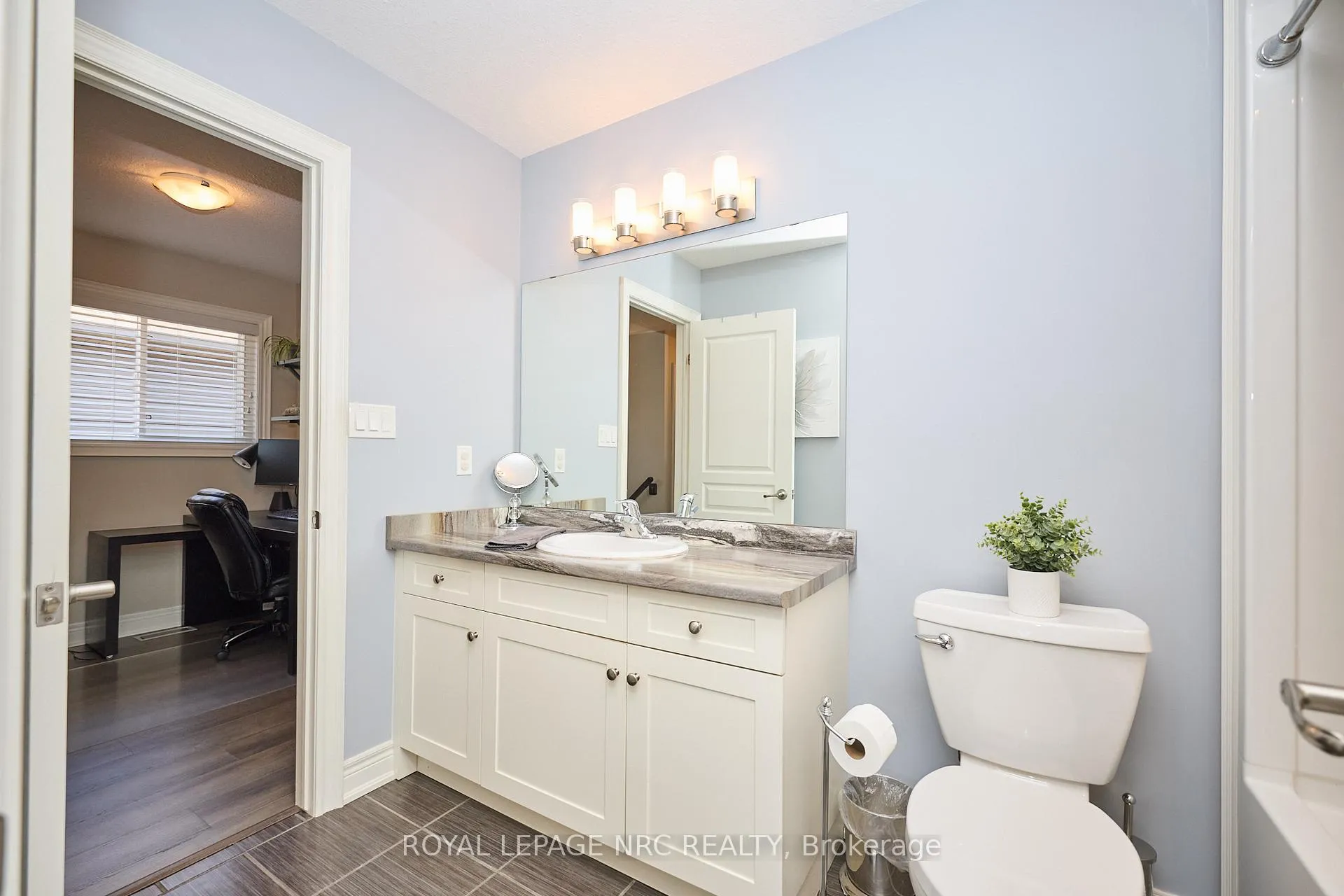 Photo 27 of 118 Roselawn Crescent, Welland, Coyle Creek — HOMEH