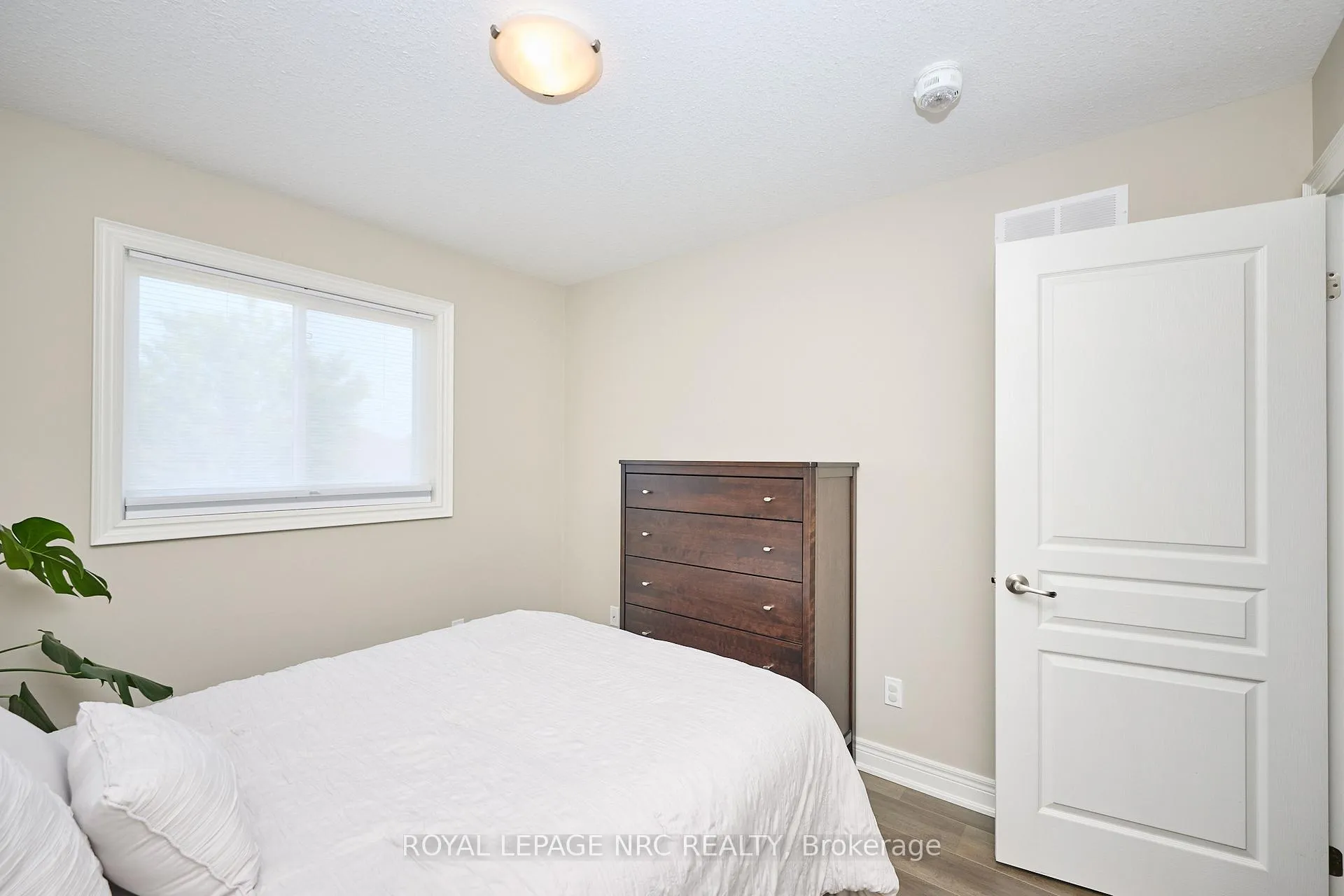 Photo 33 of 118 Roselawn Crescent, Welland, Coyle Creek — HOMEH