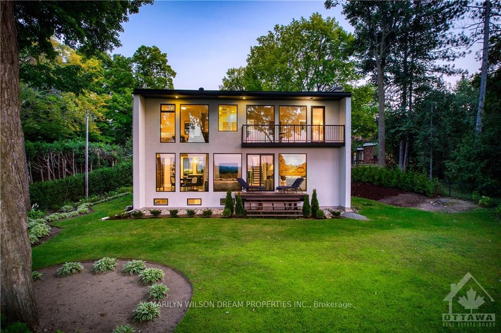 Photo 3 of 10 Rothwell Drive, Ottawa, Rothwell Heights — HOMEH