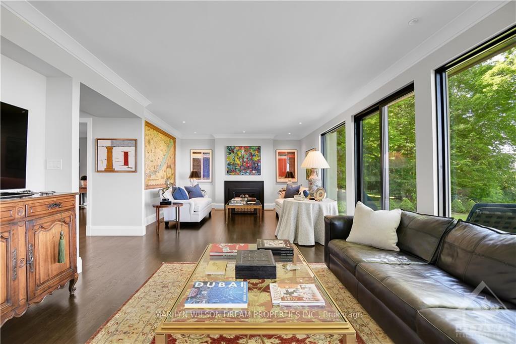 Photo 6 of 10 Rothwell Drive, Ottawa, Rothwell Heights — HOMEH