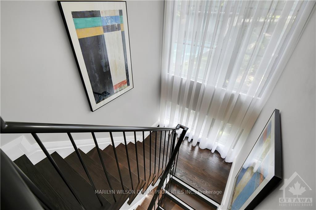 Photo 20 of 10 Rothwell Drive, Ottawa, Rothwell Heights — HOMEH