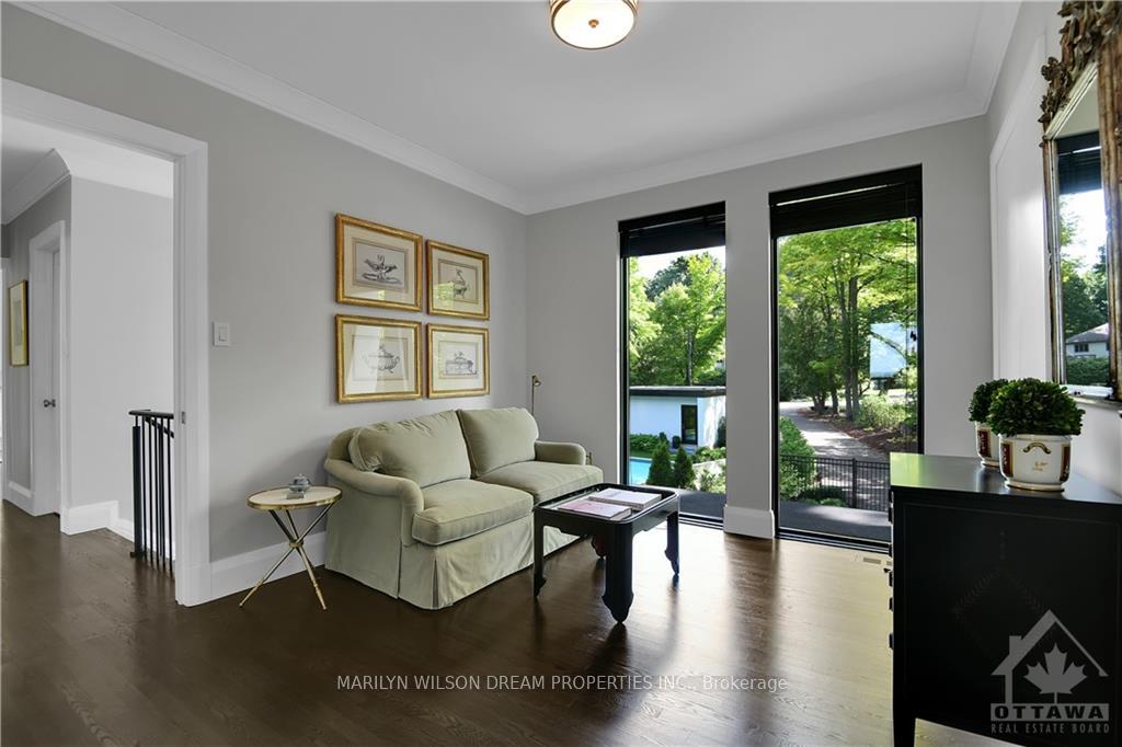 Photo 17 of 10 Rothwell Drive, Ottawa, Rothwell Heights — HOMEH