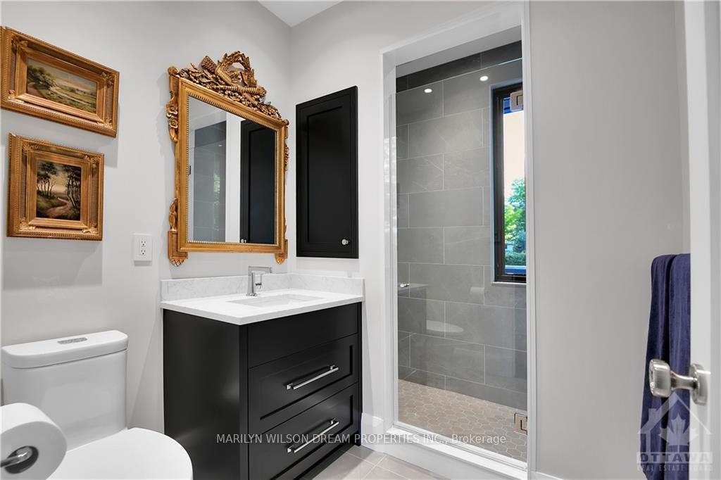 Photo 19 of 10 Rothwell Drive, Ottawa, Rothwell Heights — HOMEH