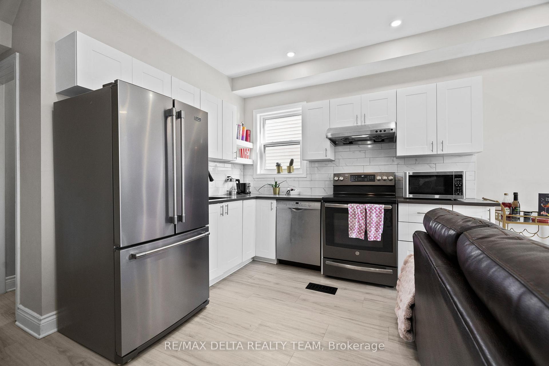 Photo 20 of 83-85 Lebreton Street N, Ottawa, West Centre Town — HOMEH