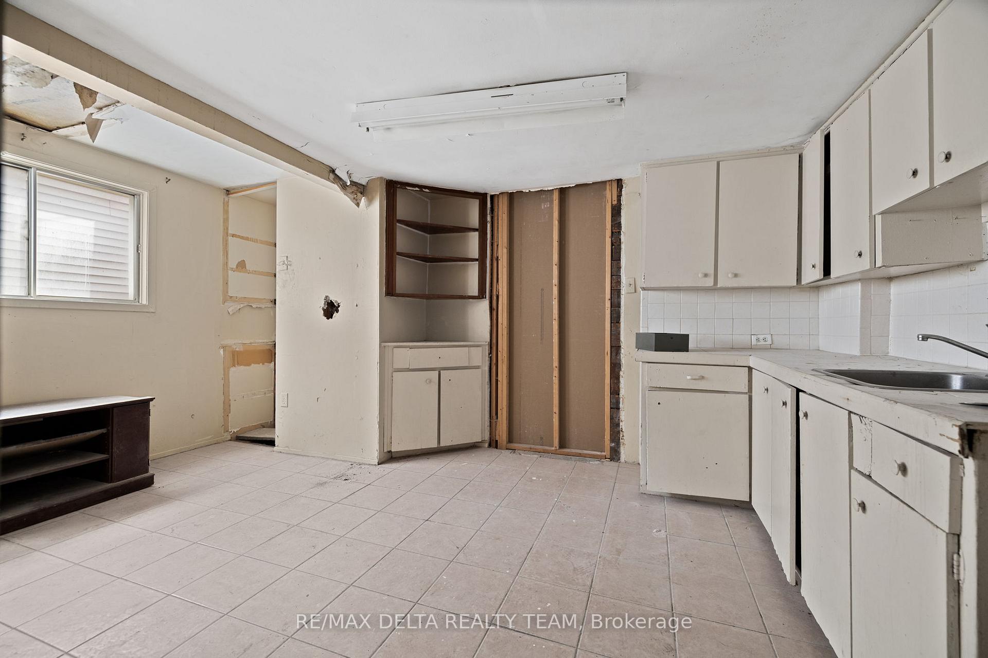 Photo 37 of 83-85 Lebreton Street N, Ottawa, West Centre Town — HOMEH