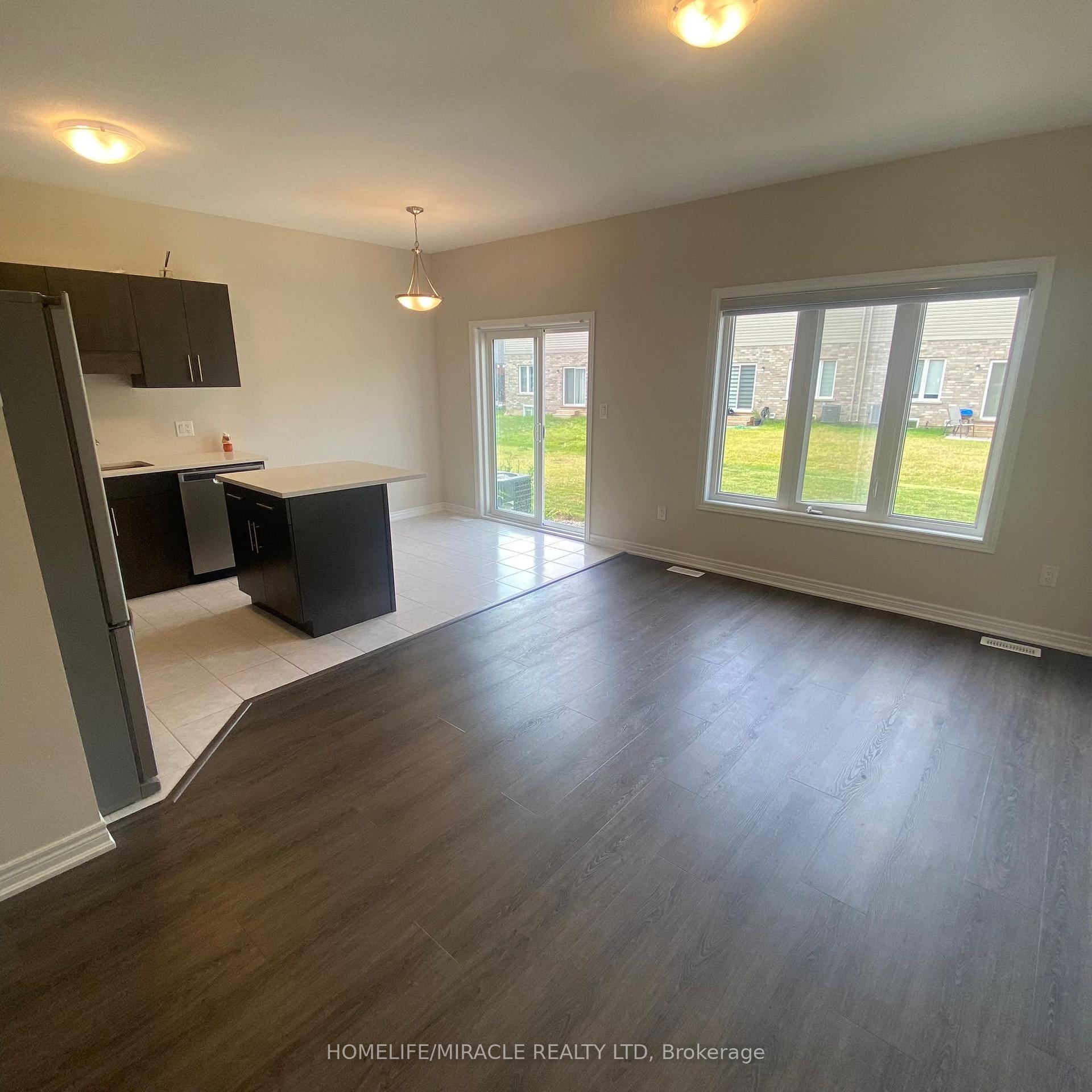 Photo 2 of 89 Sunflower Place, Welland, West Welland — HOMEH