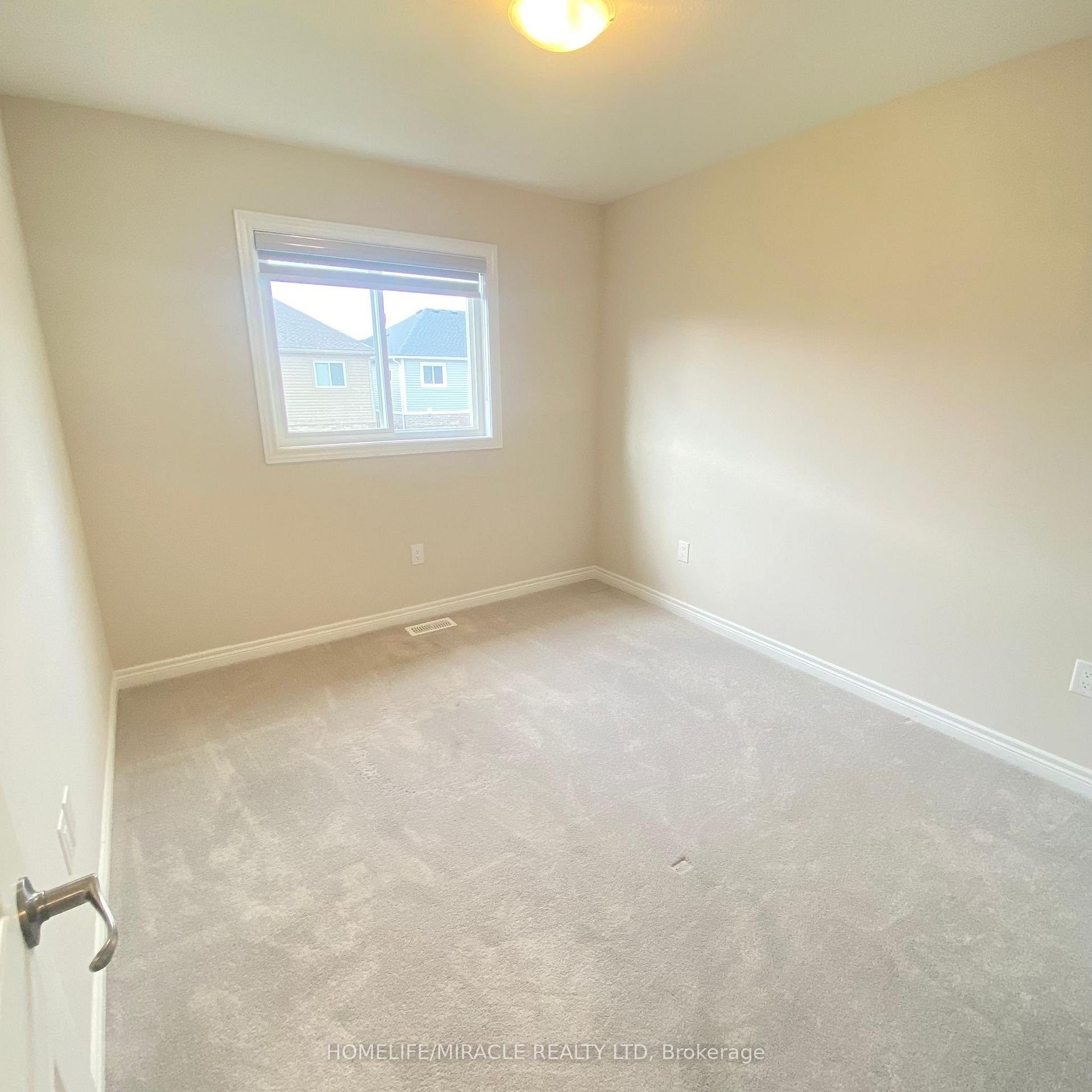 Photo 7 of 89 Sunflower Place, Welland, West Welland — HOMEH