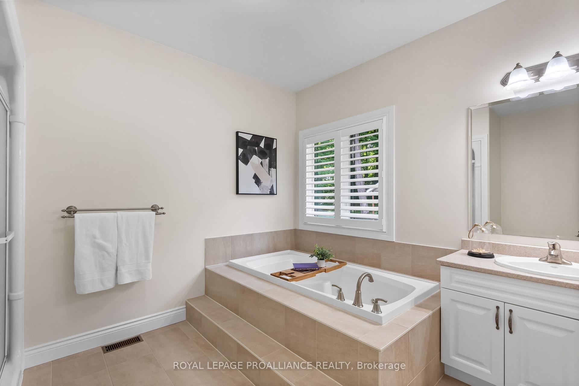 Photo 13 of 477 French Settlement Road, Tweed, Hungerford (Twp) — HOMEH