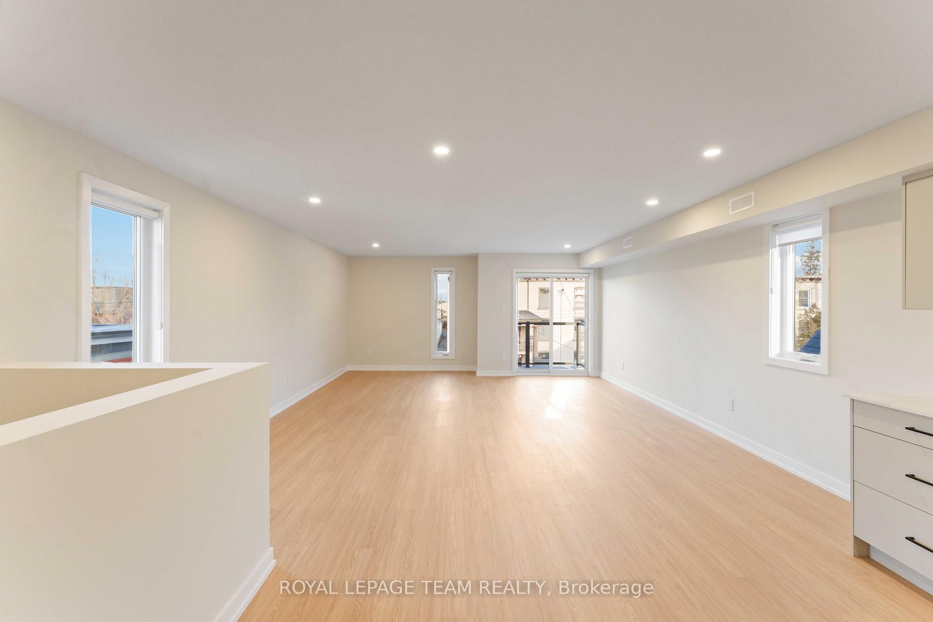 Photo 4 of Unit 3, 90 Elm Street, Ottawa, West Centre Town — HOMEH