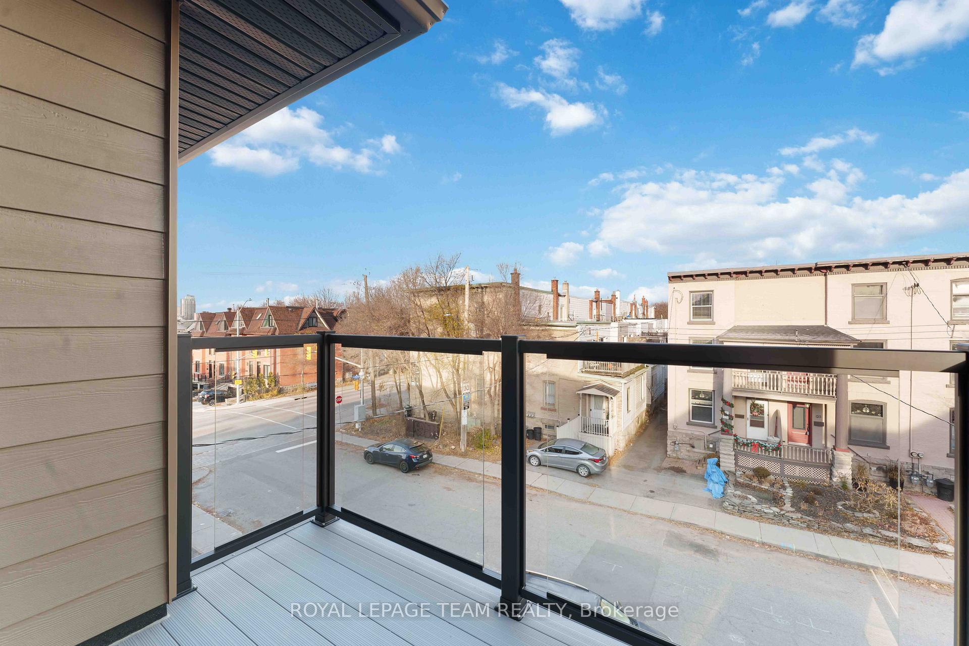 Photo 20 of Unit 3, 90 Elm Street, Ottawa, West Centre Town — HOMEH