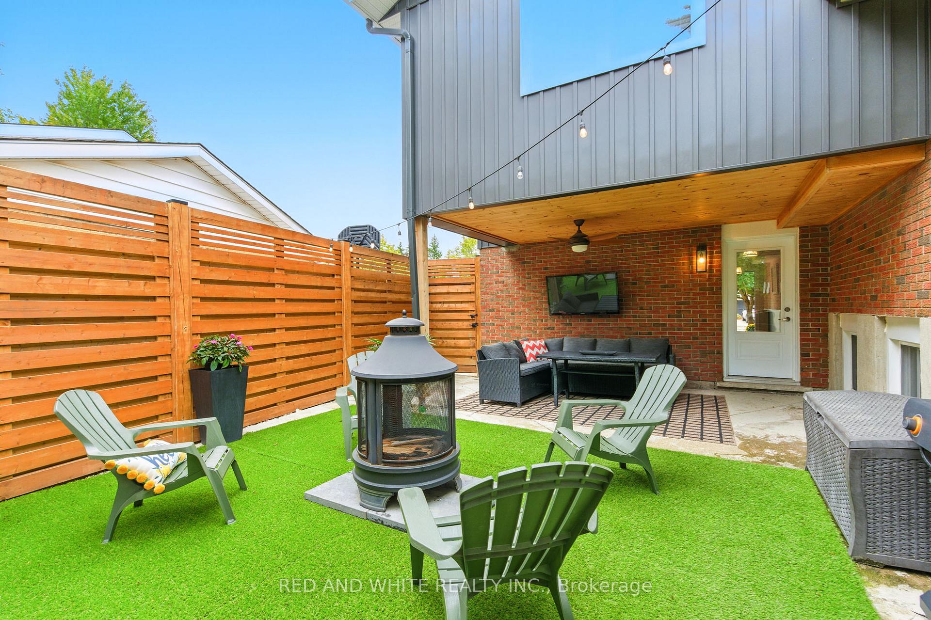 Photo 42 of 210 Northlake Drive, Waterloo, North Lakeshore — HOMEH