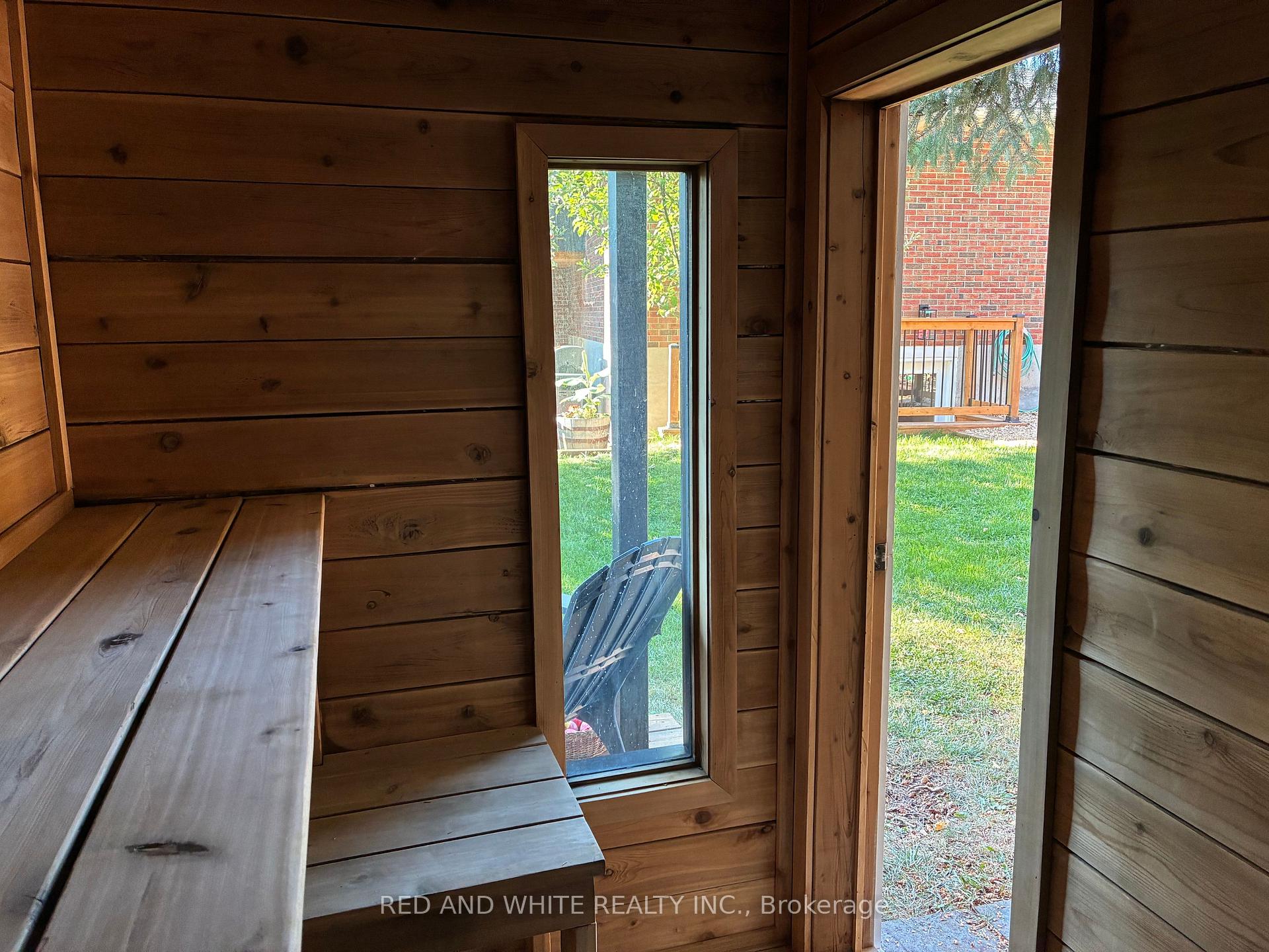 Photo 45 of 210 Northlake Drive, Waterloo, North Lakeshore — HOMEH