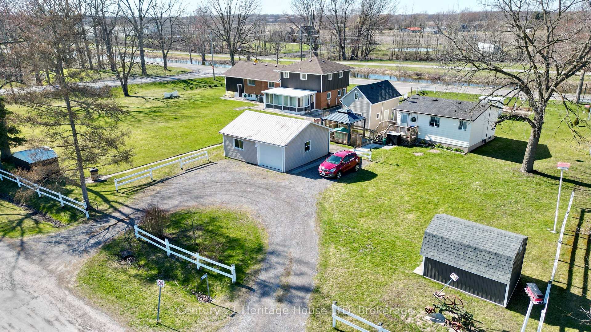 Photo 4 of 31969 Feeder Road W, Wainfleet, Marshville/Winger — HOMEH