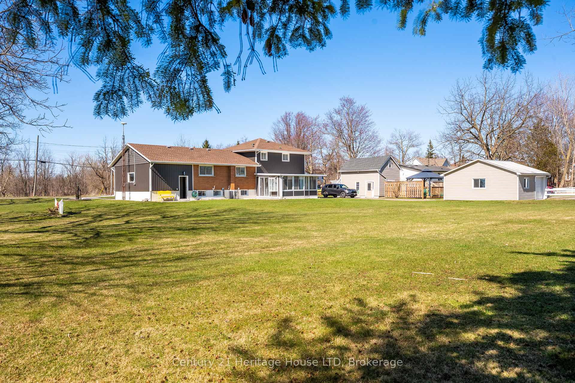 Photo 7 of 31969 Feeder Road W, Wainfleet, Marshville/Winger — HOMEH