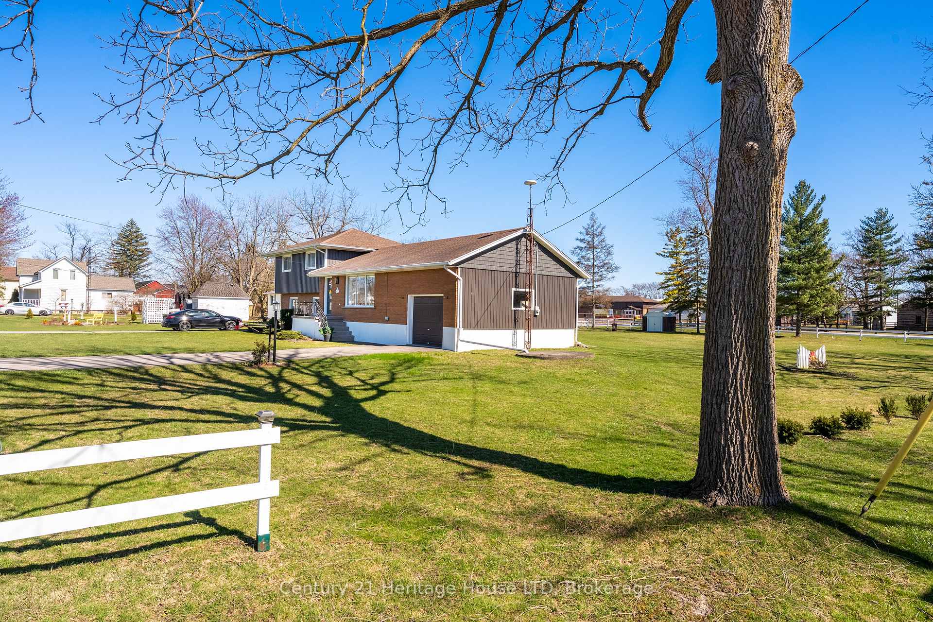 Photo 8 of 31969 Feeder Road W, Wainfleet, Marshville/Winger — HOMEH