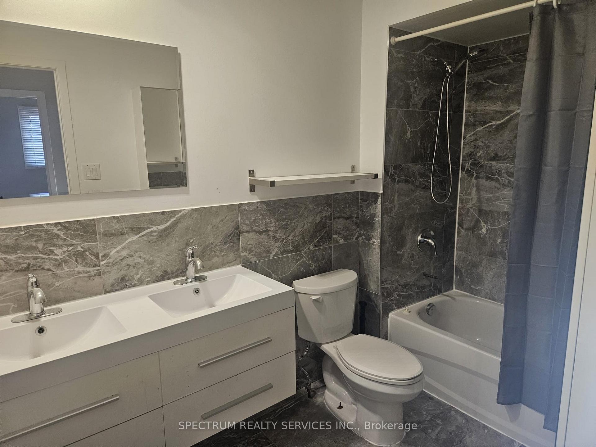 Photo 8 of Unit #UPPER, 125 Albany Drive, Vaughan, West Woodbridge — HOMEH