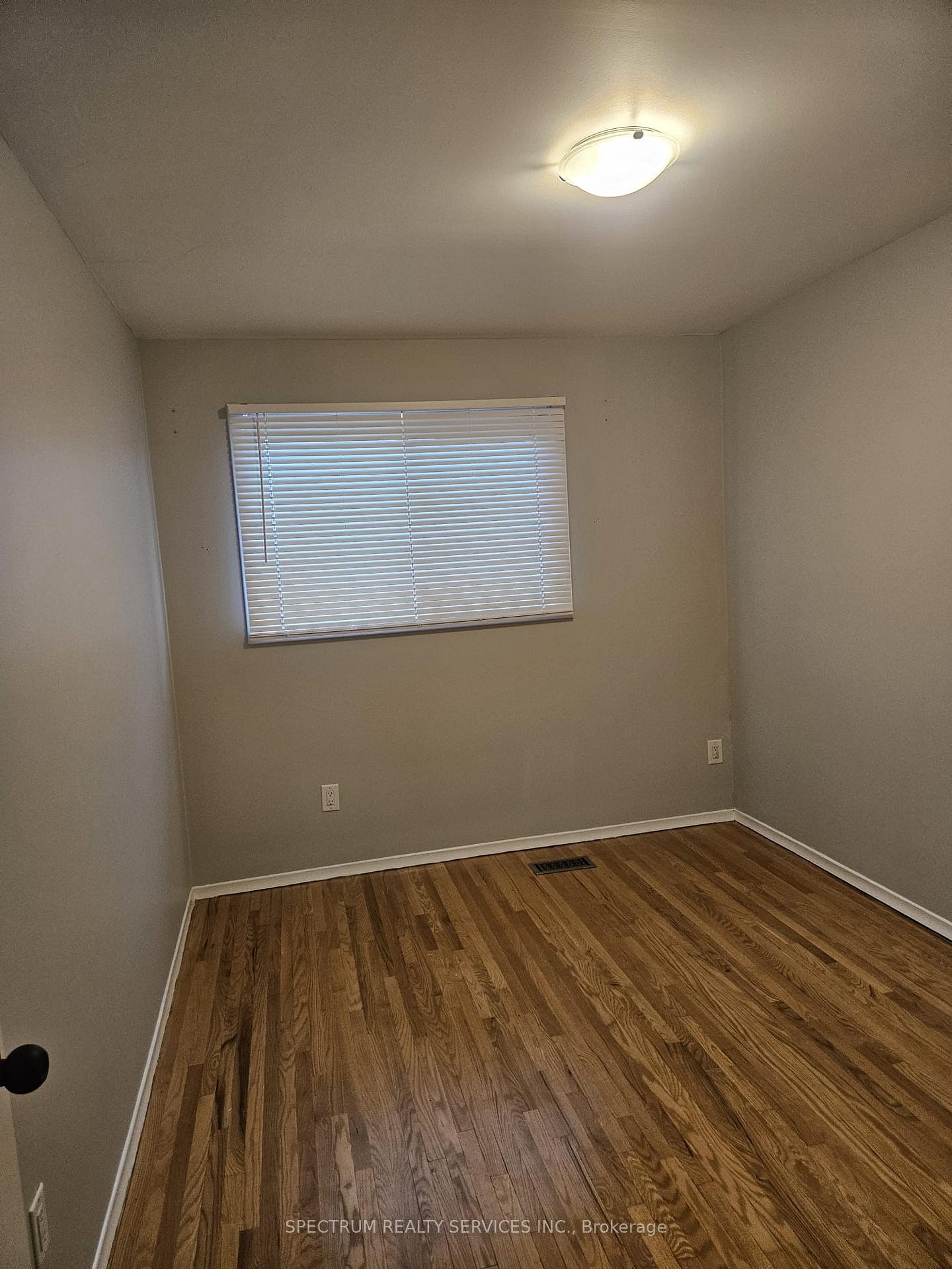 Photo 11 of Unit #UPPER, 125 Albany Drive, Vaughan, West Woodbridge — HOMEH