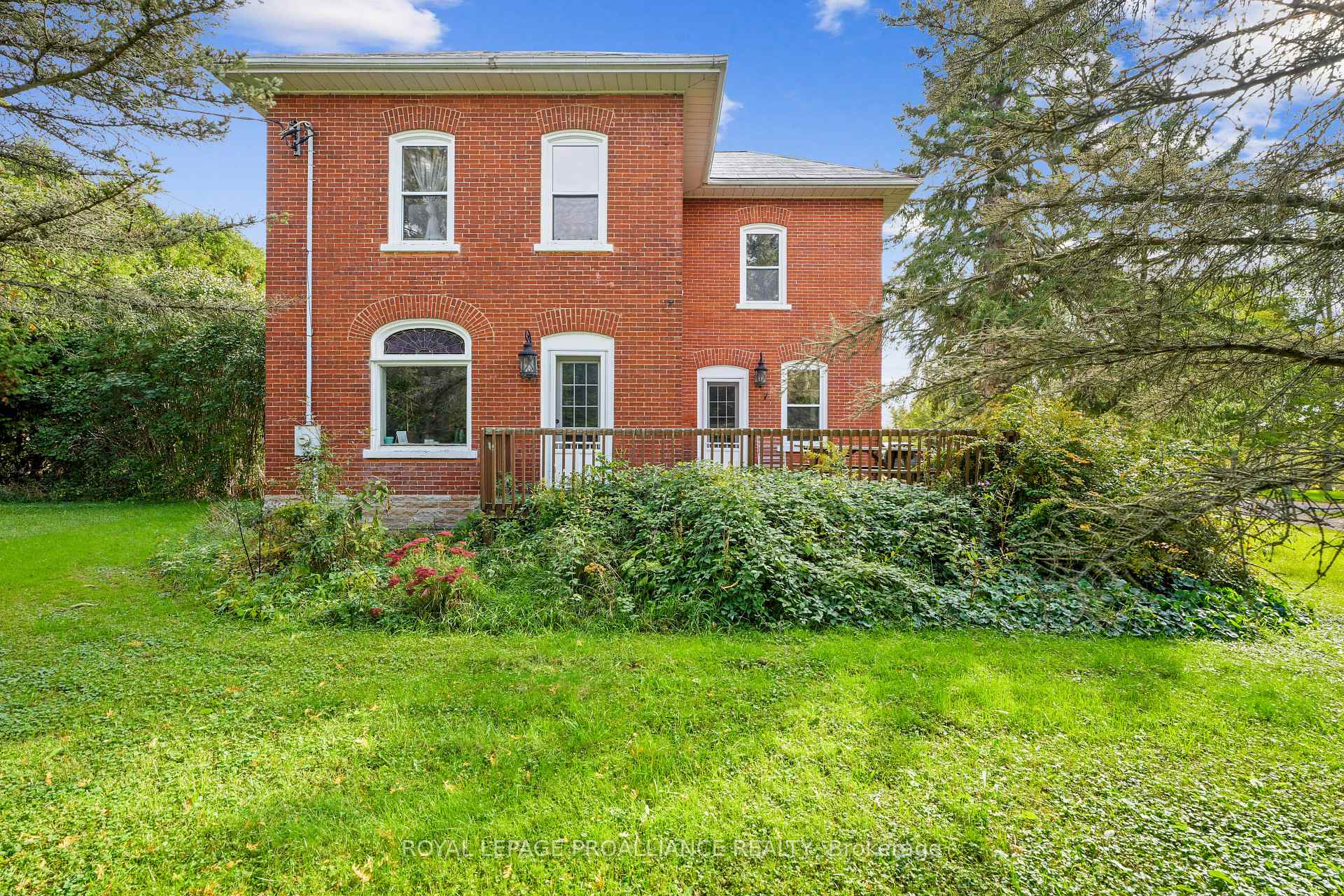 Photo 1 of 5244 Highway 37, Tweed, Hungerford (Twp) — HOMEH