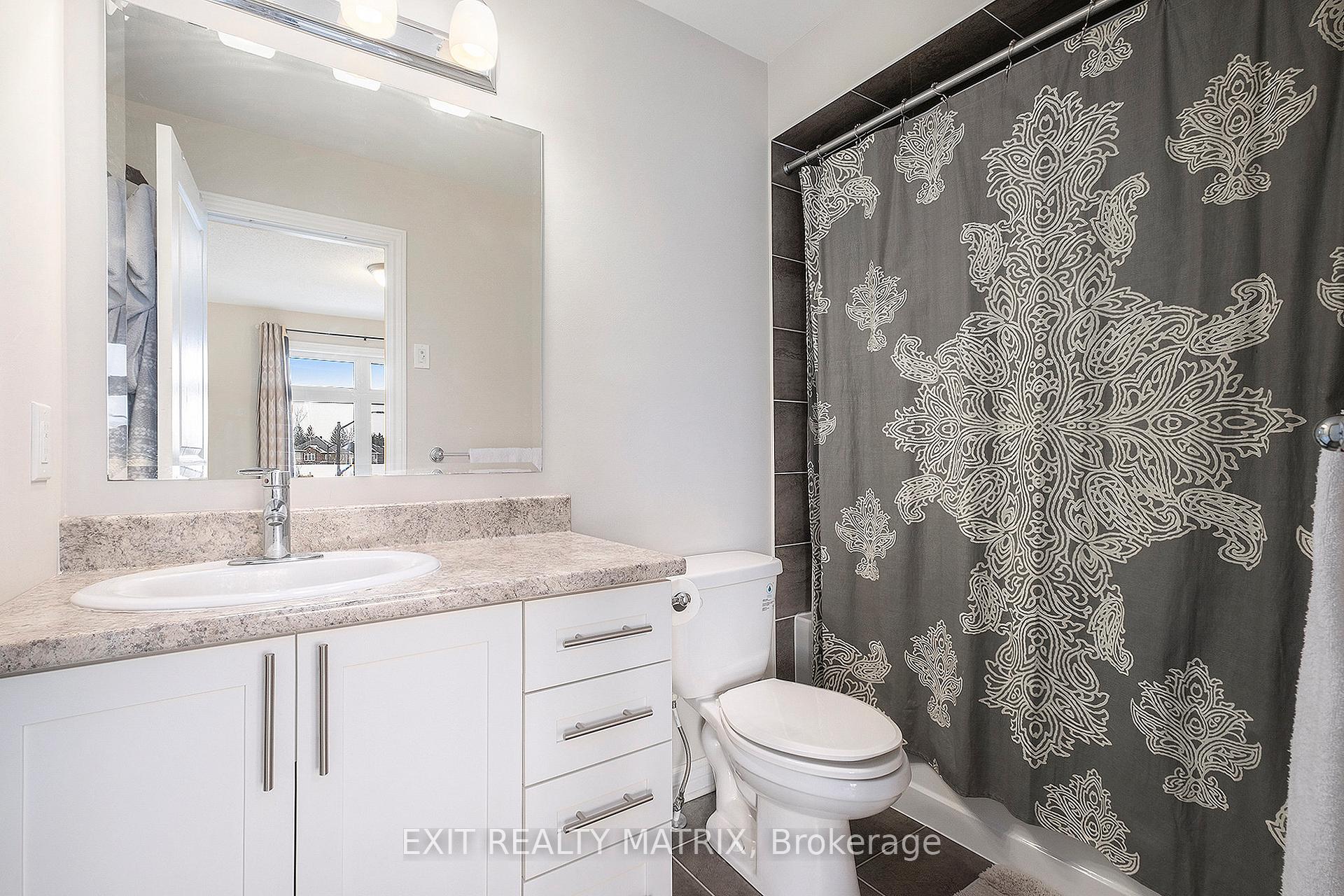 Photo 7 of 322 Ballinville Circle, Ottawa, Riverside South/Gloucester Glen — HOMEH