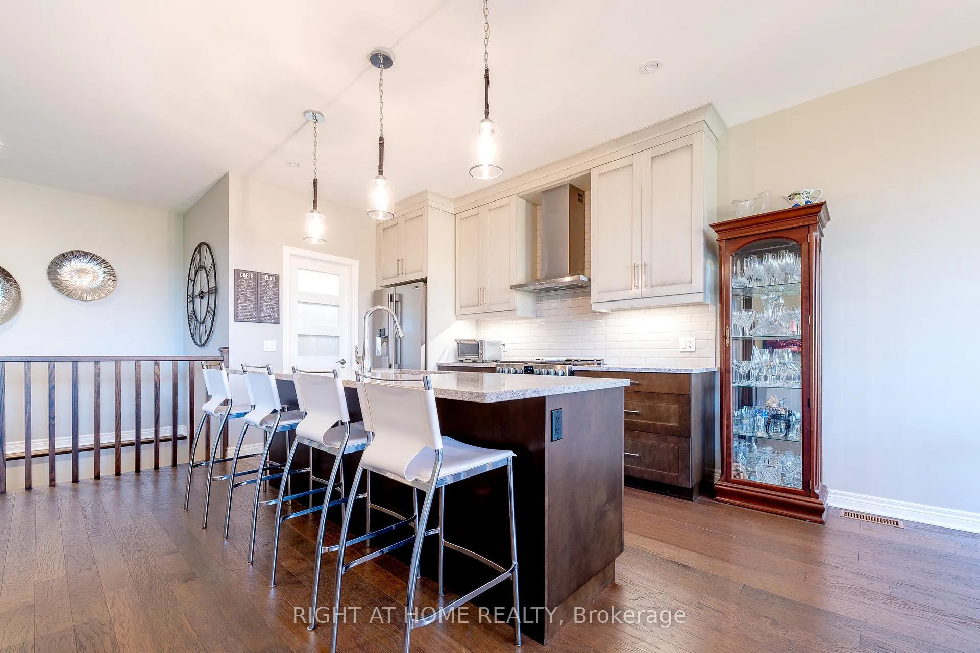 Photo 10 of 106 Coyle Court, Welland, Coyle Creek — HOMEH