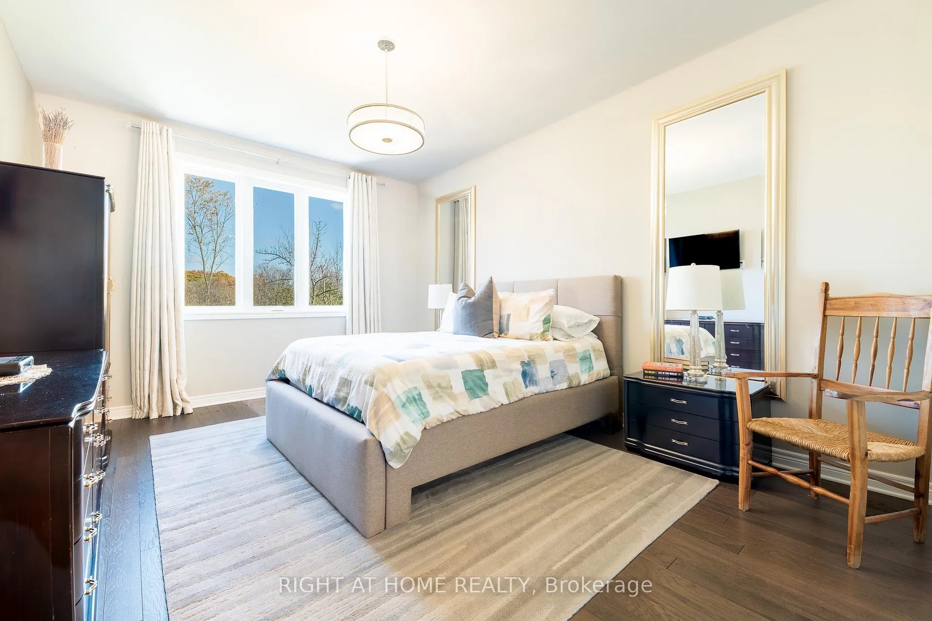 Photo 15 of 106 Coyle Court, Welland, Coyle Creek — HOMEH