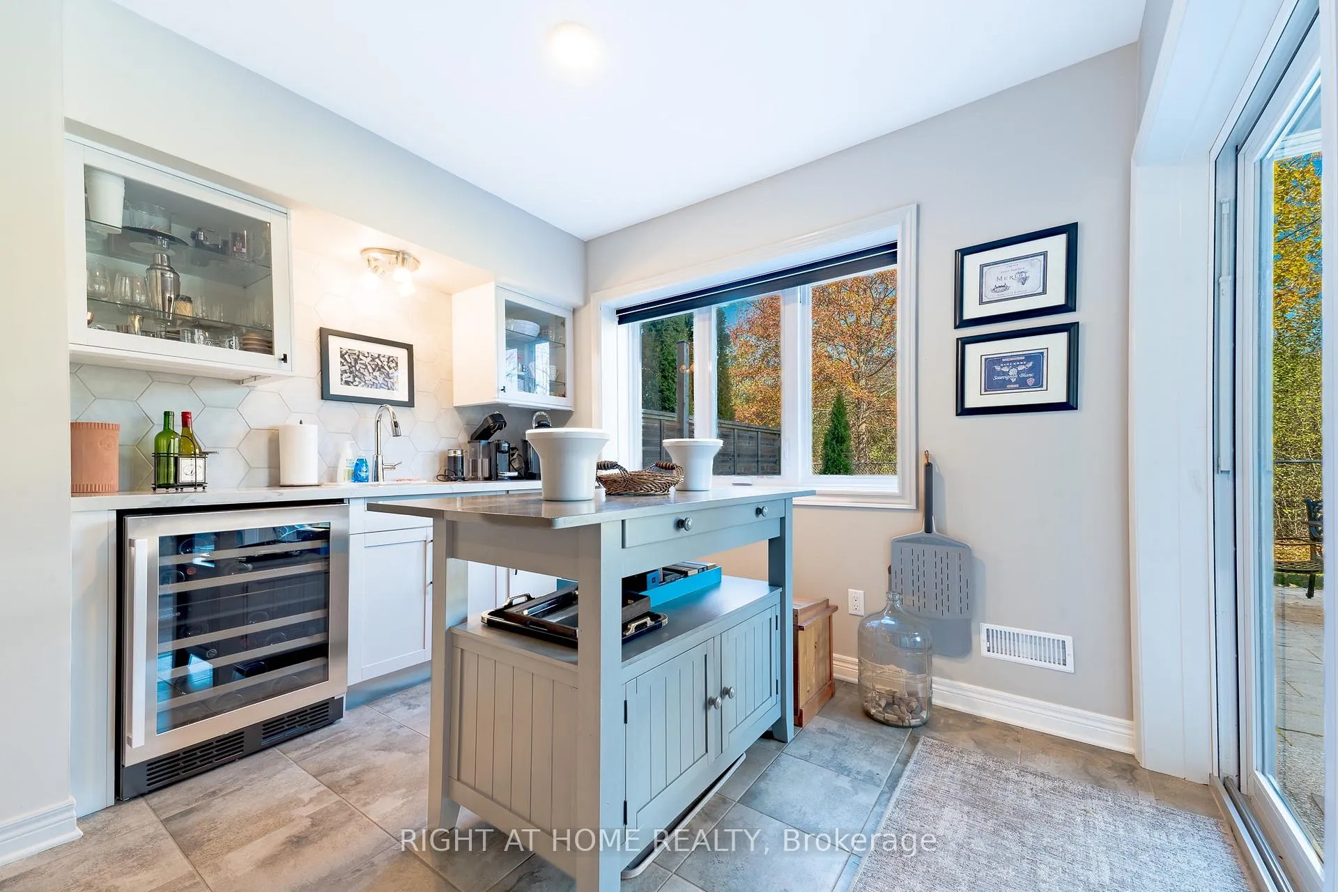 Photo 26 of 106 Coyle Court, Welland, Coyle Creek — HOMEH