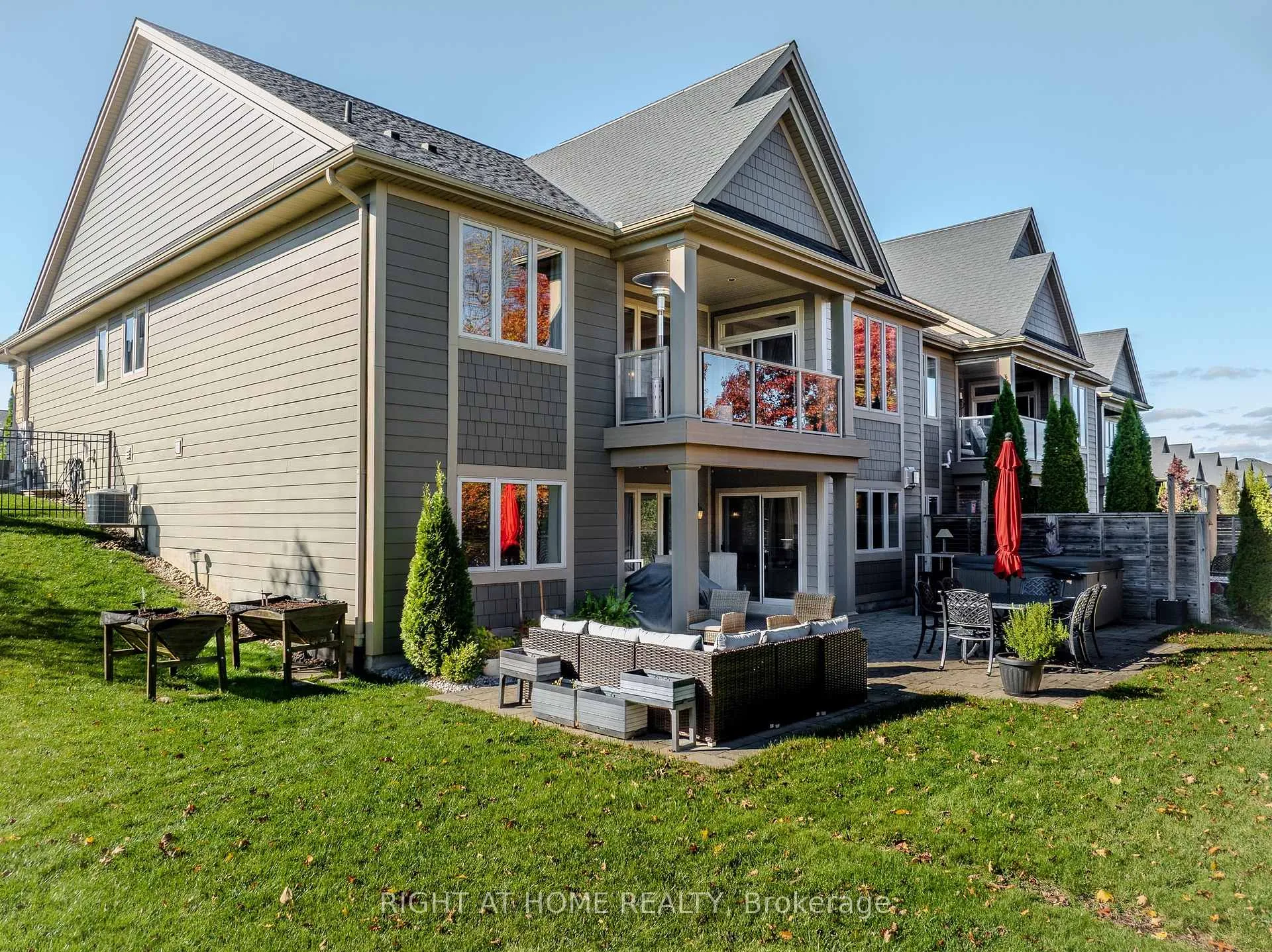Photo 30 of 106 Coyle Court, Welland, Coyle Creek — HOMEH