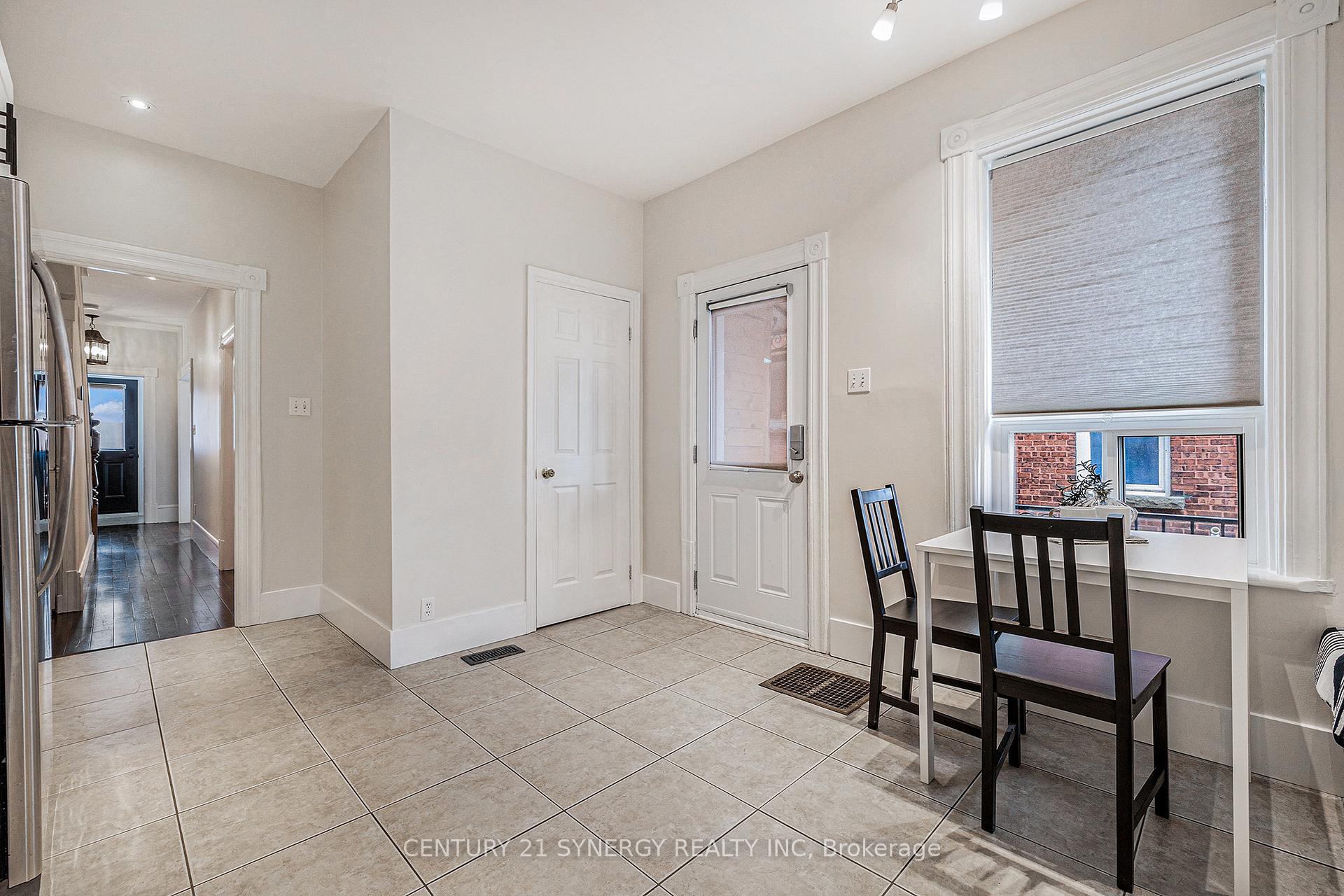 Photo 16 of 121 Spruce Street, Ottawa, West Centre Town — HOMEH