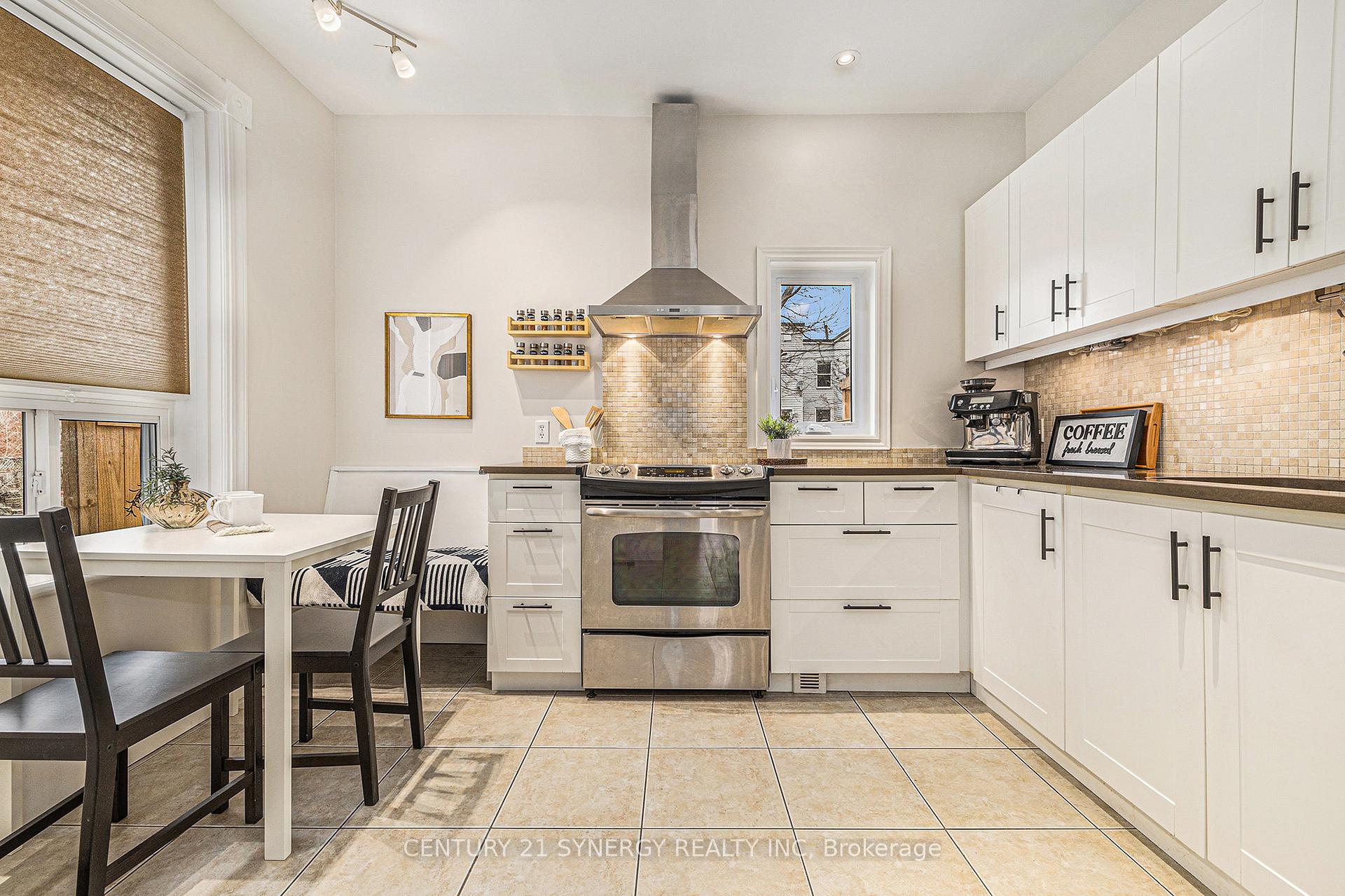 Photo 18 of 121 Spruce Street, Ottawa, West Centre Town — HOMEH