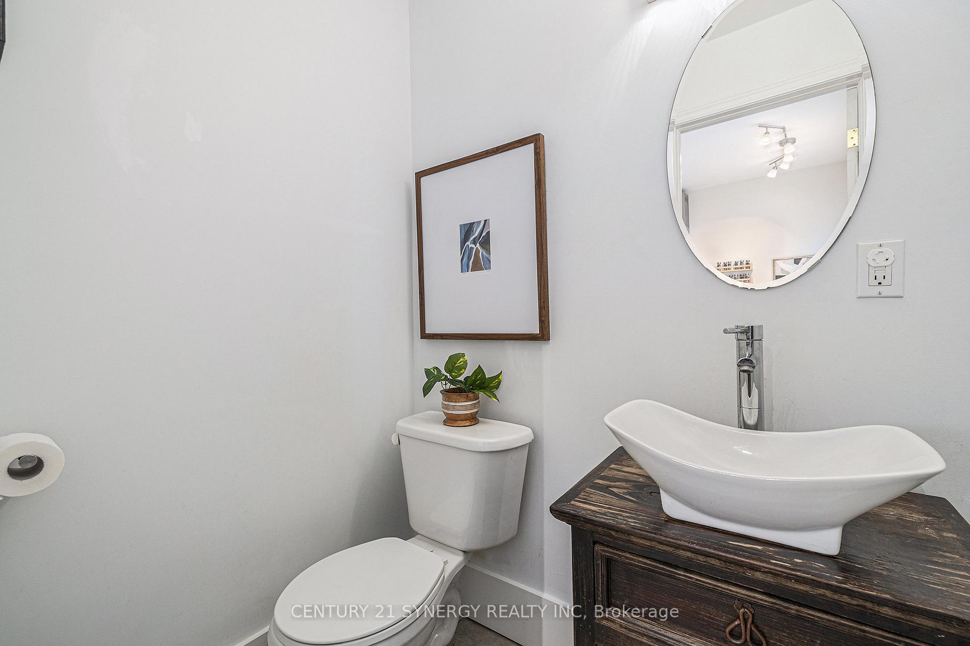 Photo 27 of 121 Spruce Street, Ottawa, West Centre Town — HOMEH