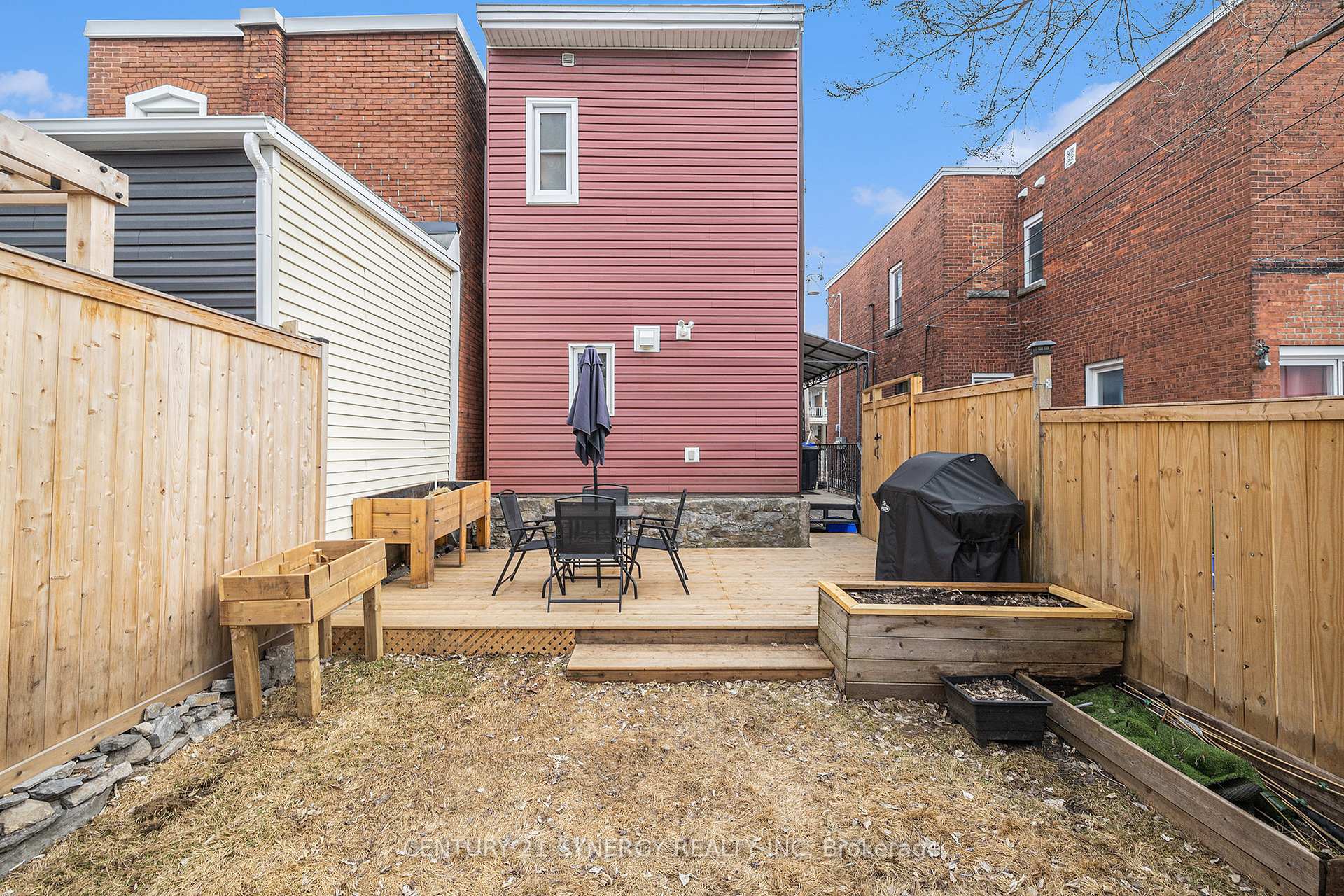 Photo 33 of 121 Spruce Street, Ottawa, West Centre Town — HOMEH