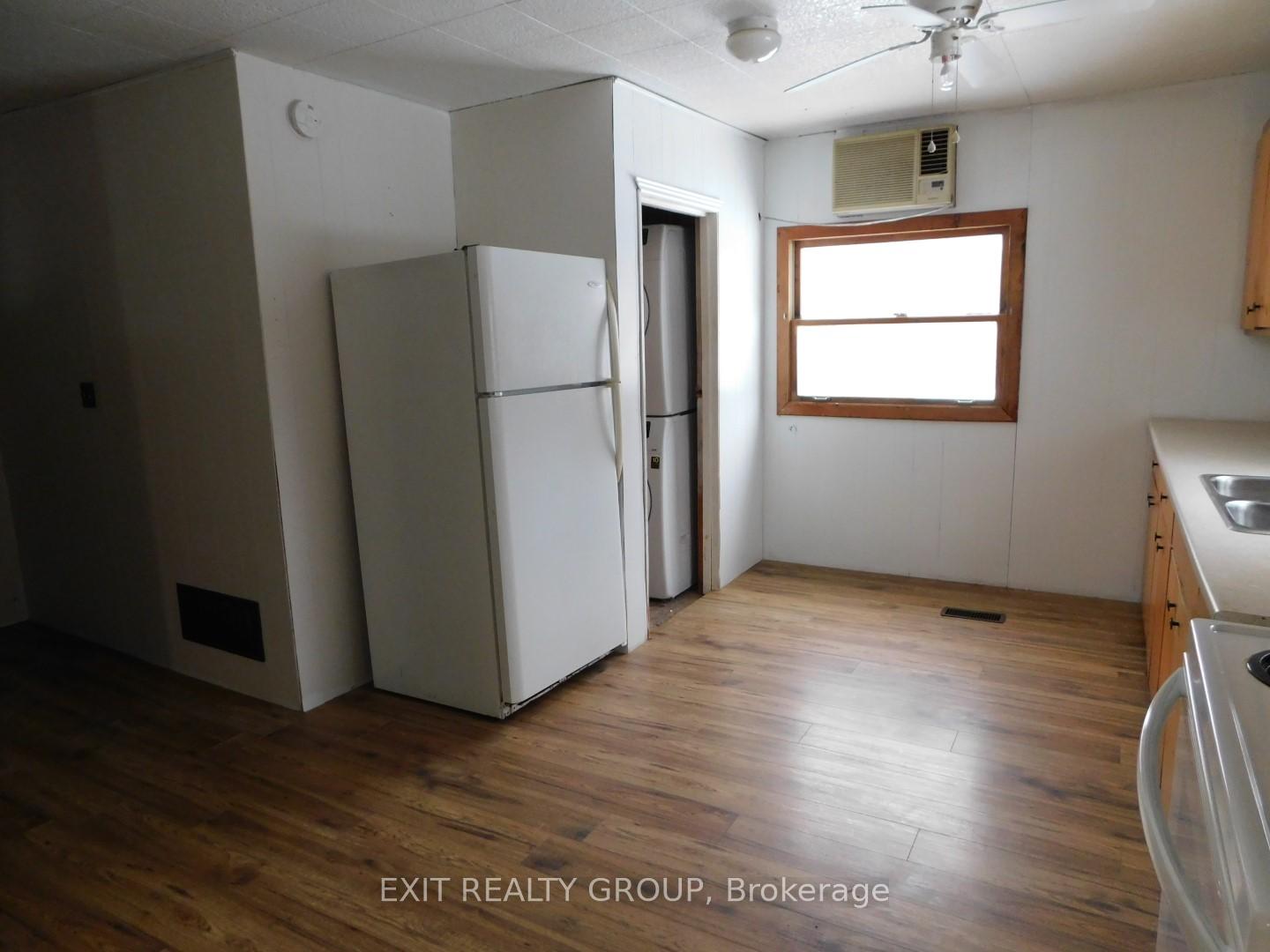 Photo 5 of 46 Hungerford Street, Tweed, Elzevir (Twp) — HOMEH
