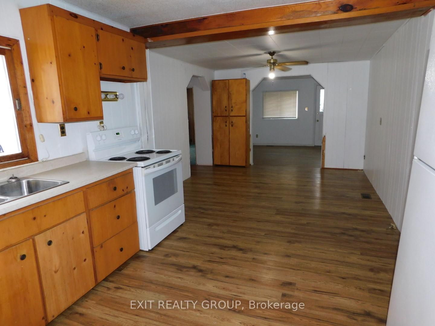 Photo 6 of 46 Hungerford Street, Tweed, Elzevir (Twp) — HOMEH