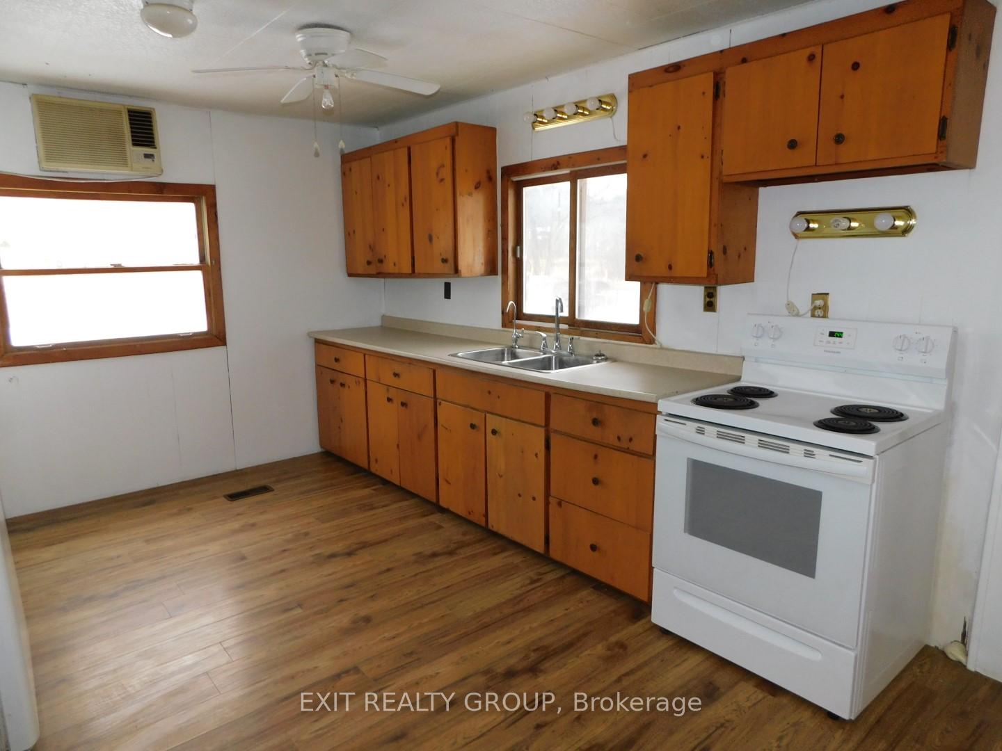 Photo 7 of 46 Hungerford Street, Tweed, Elzevir (Twp) — HOMEH