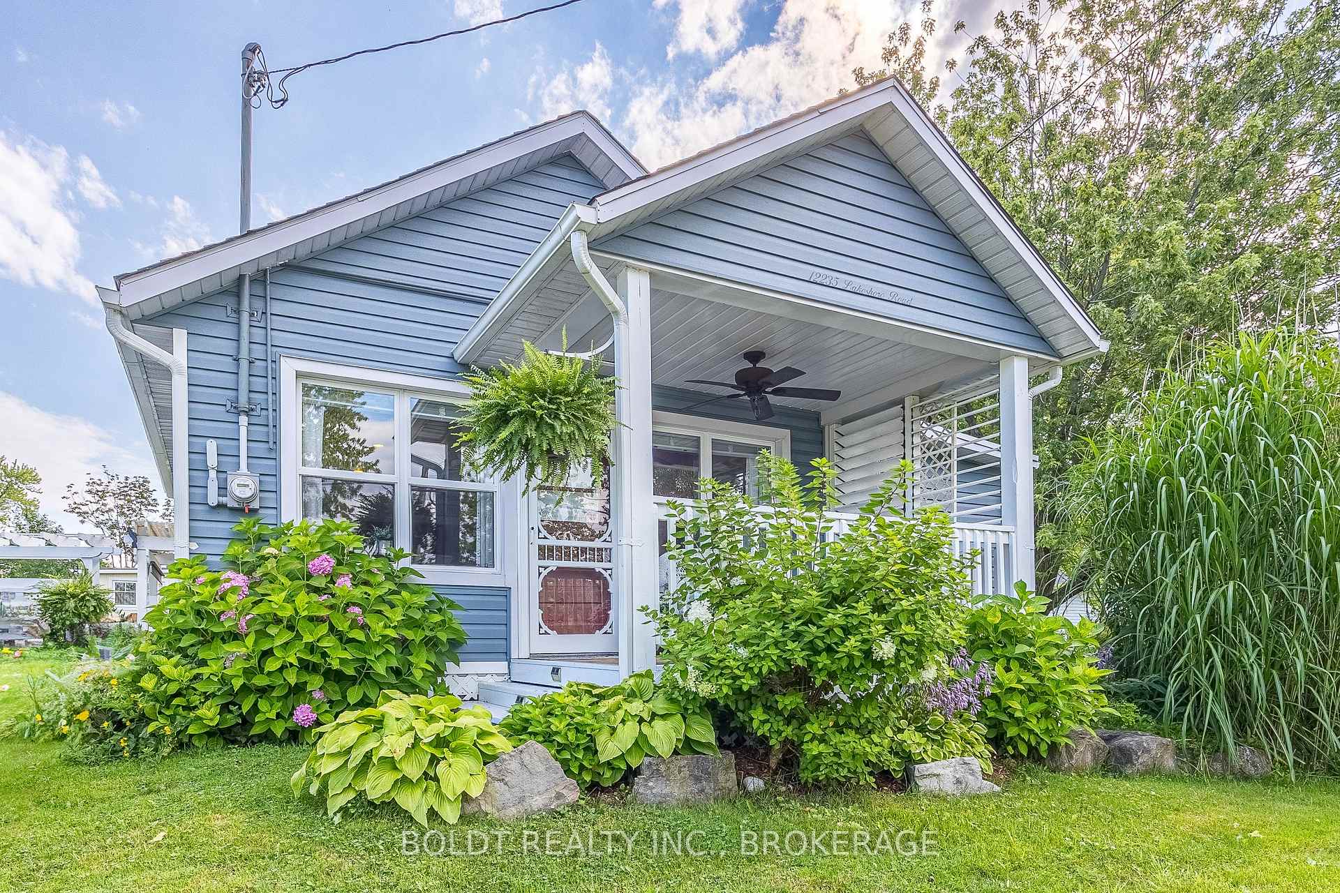 Front of 12235 Lakeshore Road