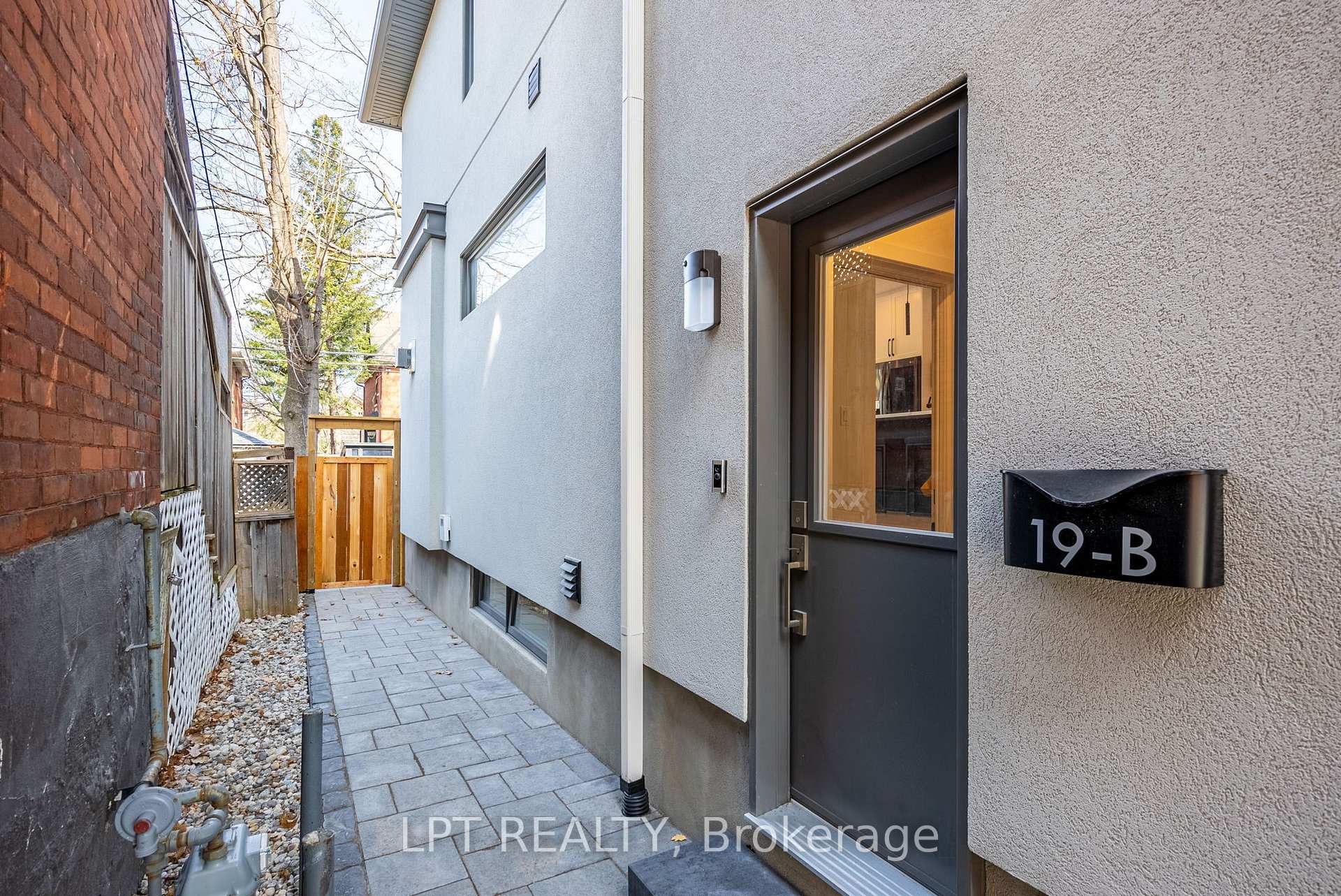 Photo 33 of 21 St Francis Street, Ottawa, Hintonburg — HOMEH