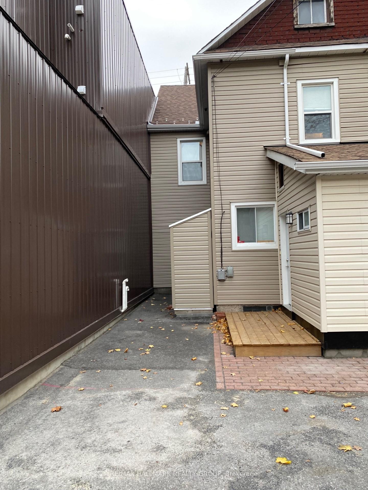 Photo 10 of 260 Bronson Avenue, Ottawa, West Centre Town — HOMEH