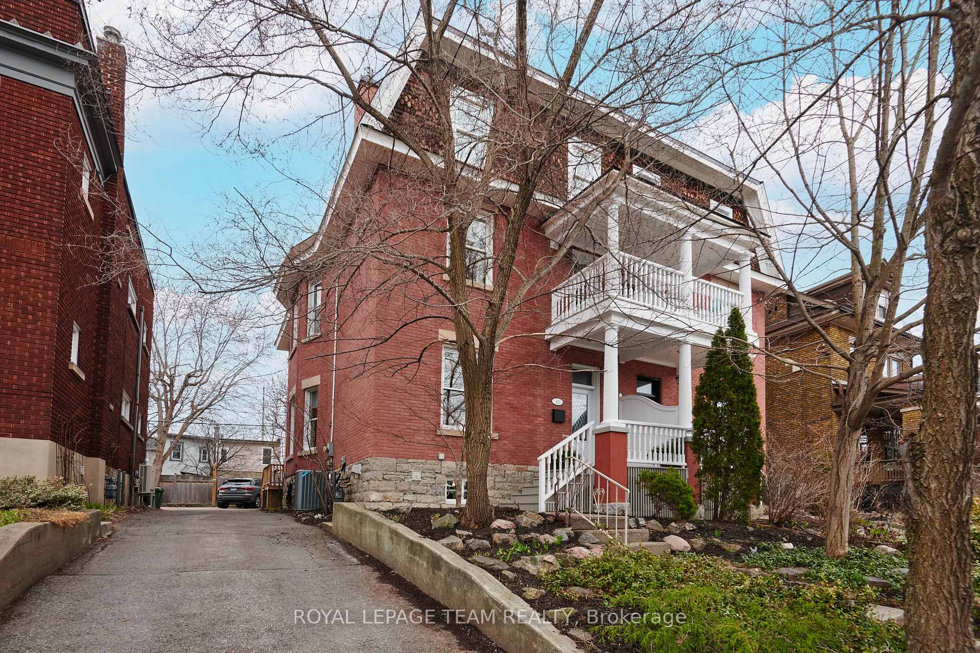 Photo 1 of 41 Fairmont Avenue, Ottawa, Hintonburg — HOMEH