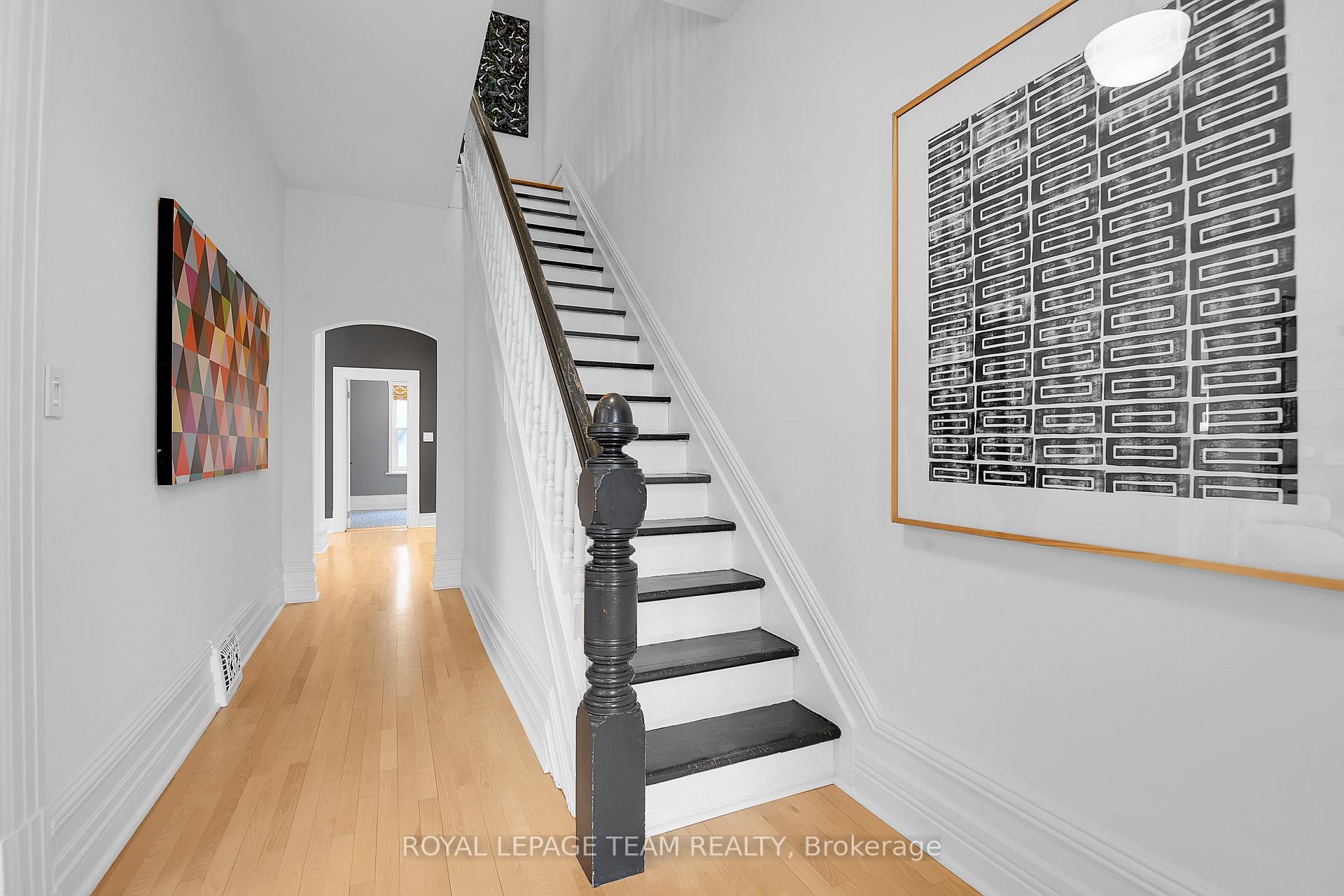 Photo 3 of 41 Fairmont Avenue, Ottawa, Hintonburg — HOMEH