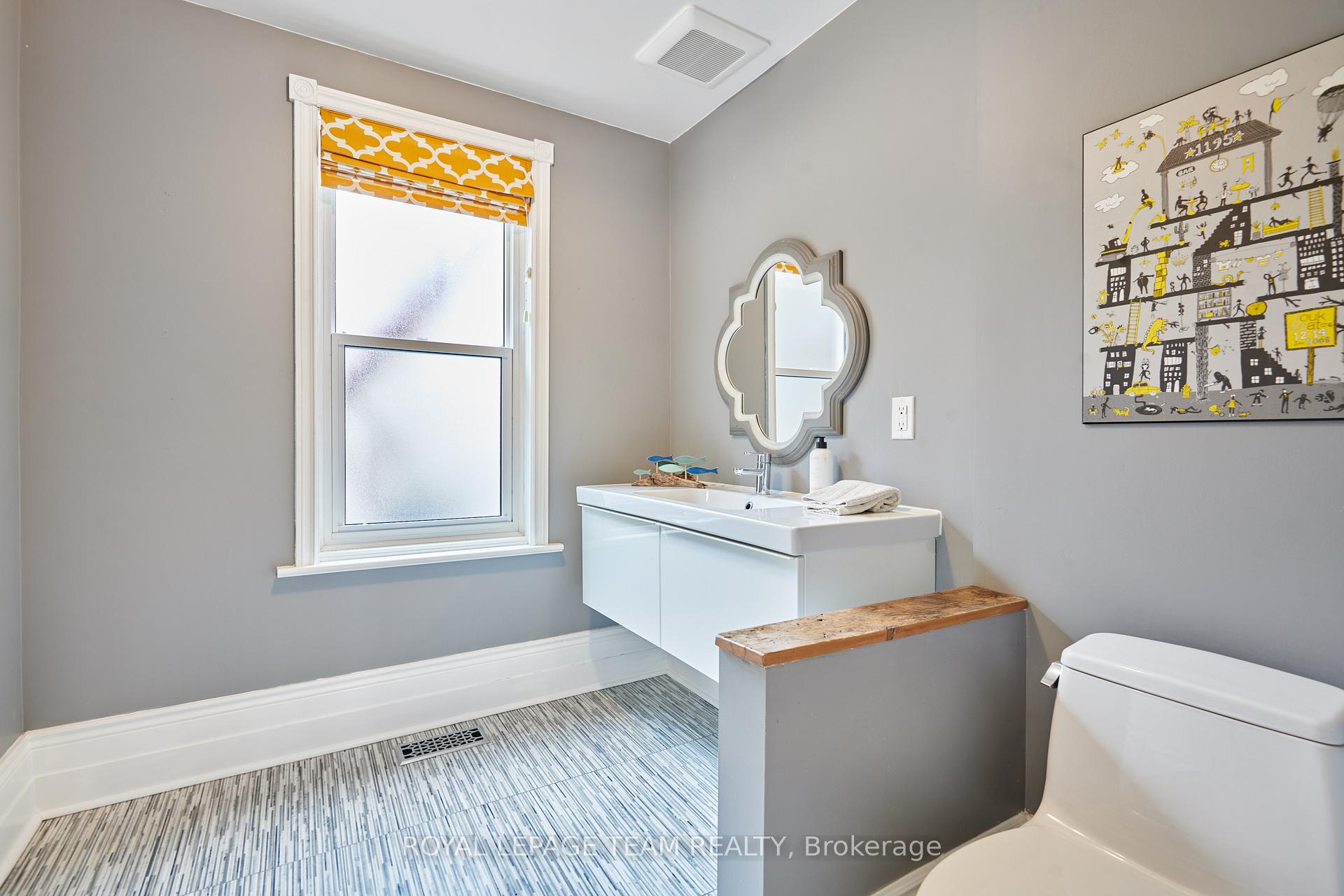 Photo 15 of 41 Fairmont Avenue, Ottawa, Hintonburg — HOMEH